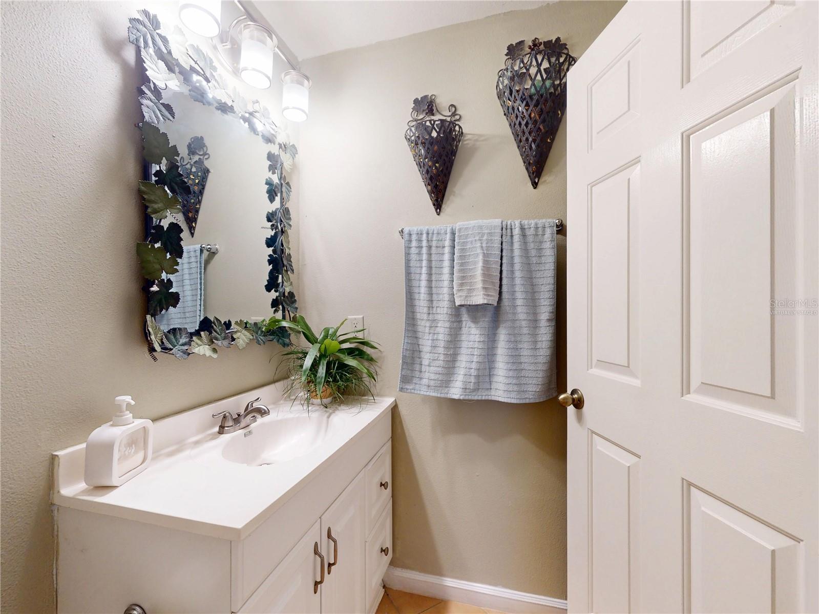 Image 33 of 77 For 1890 15th Street