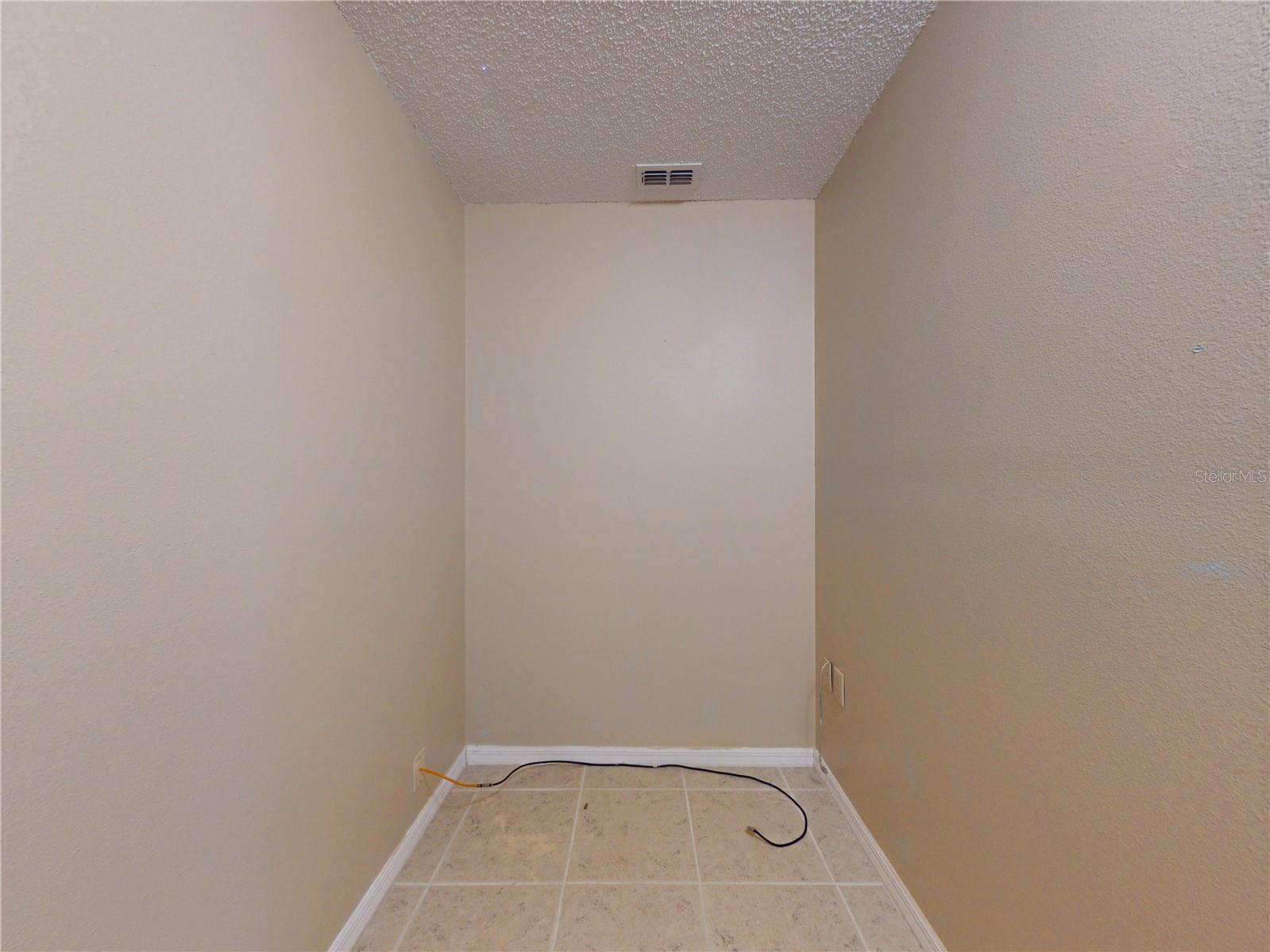 Image 39 of 77 For 1890 15th Street