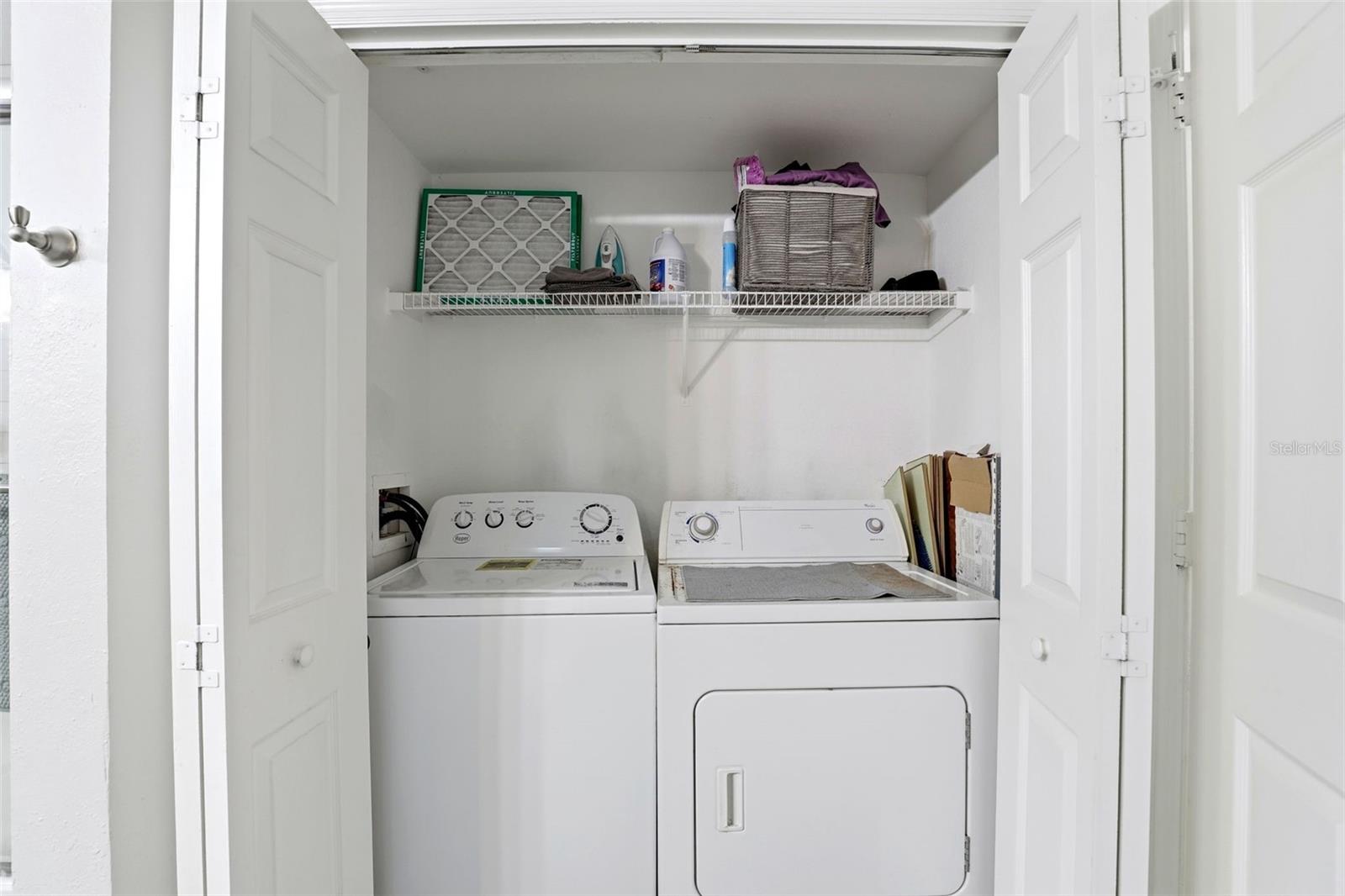 Image 21 of 29 For 300 South Street 2006