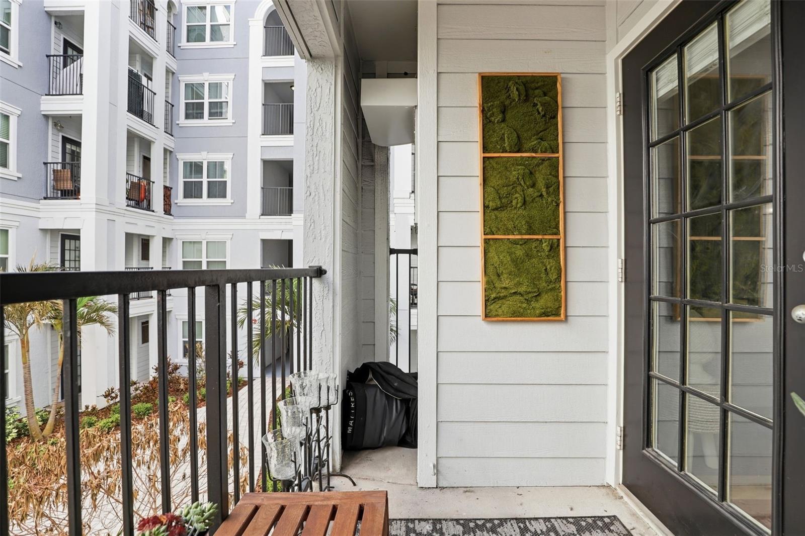 Image 22 of 29 For 300 South Street 2006