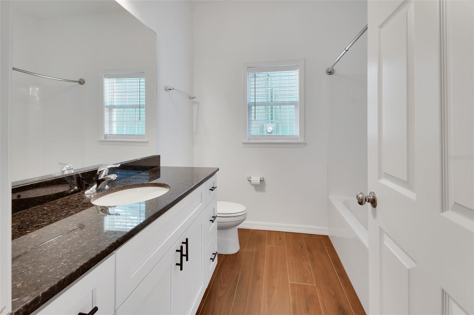 Image 20 of 26 For 178 Dover Lane