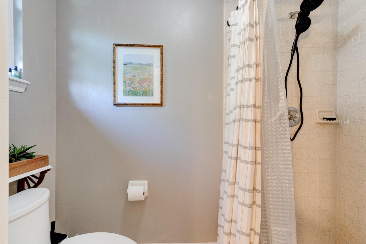 Image 19 of 55 For 2090 Stone Road