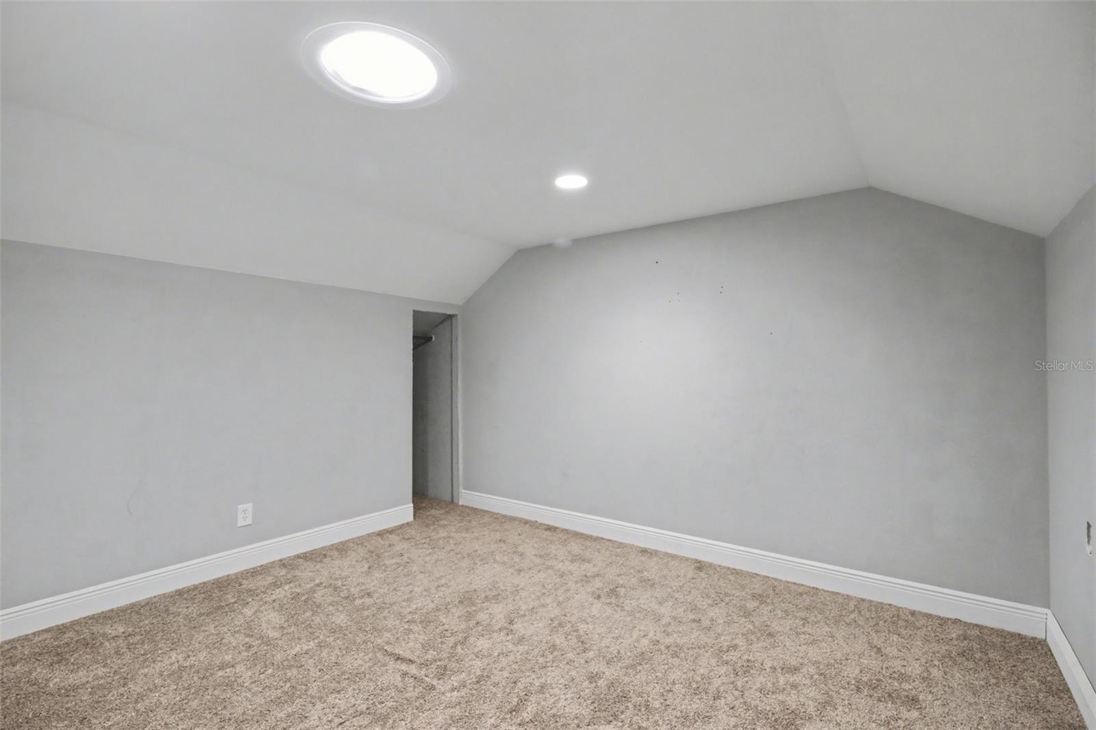 Image 20 of 33 For 2203 Bignonia Street