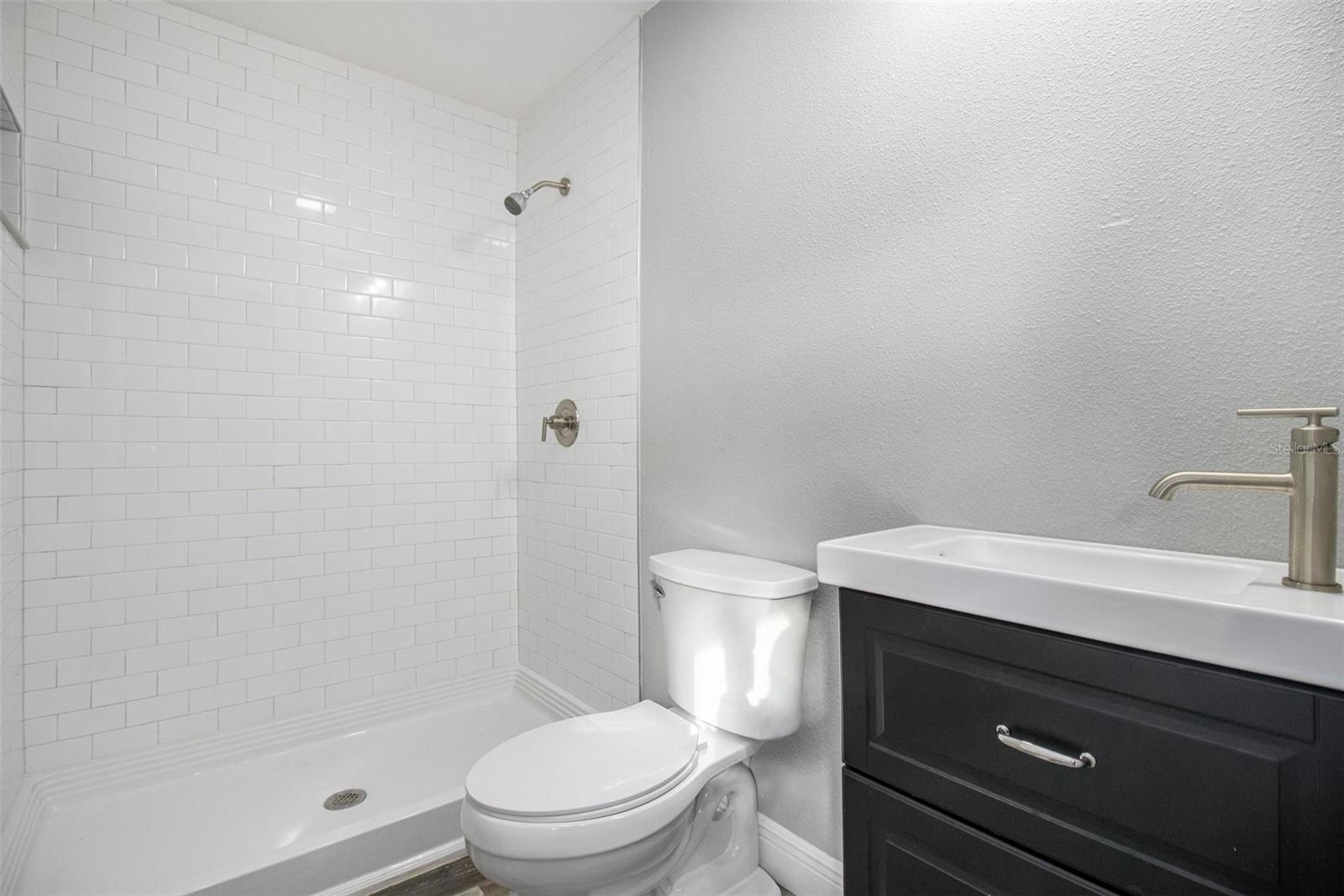 Image 26 of 33 For 2203 Bignonia Street