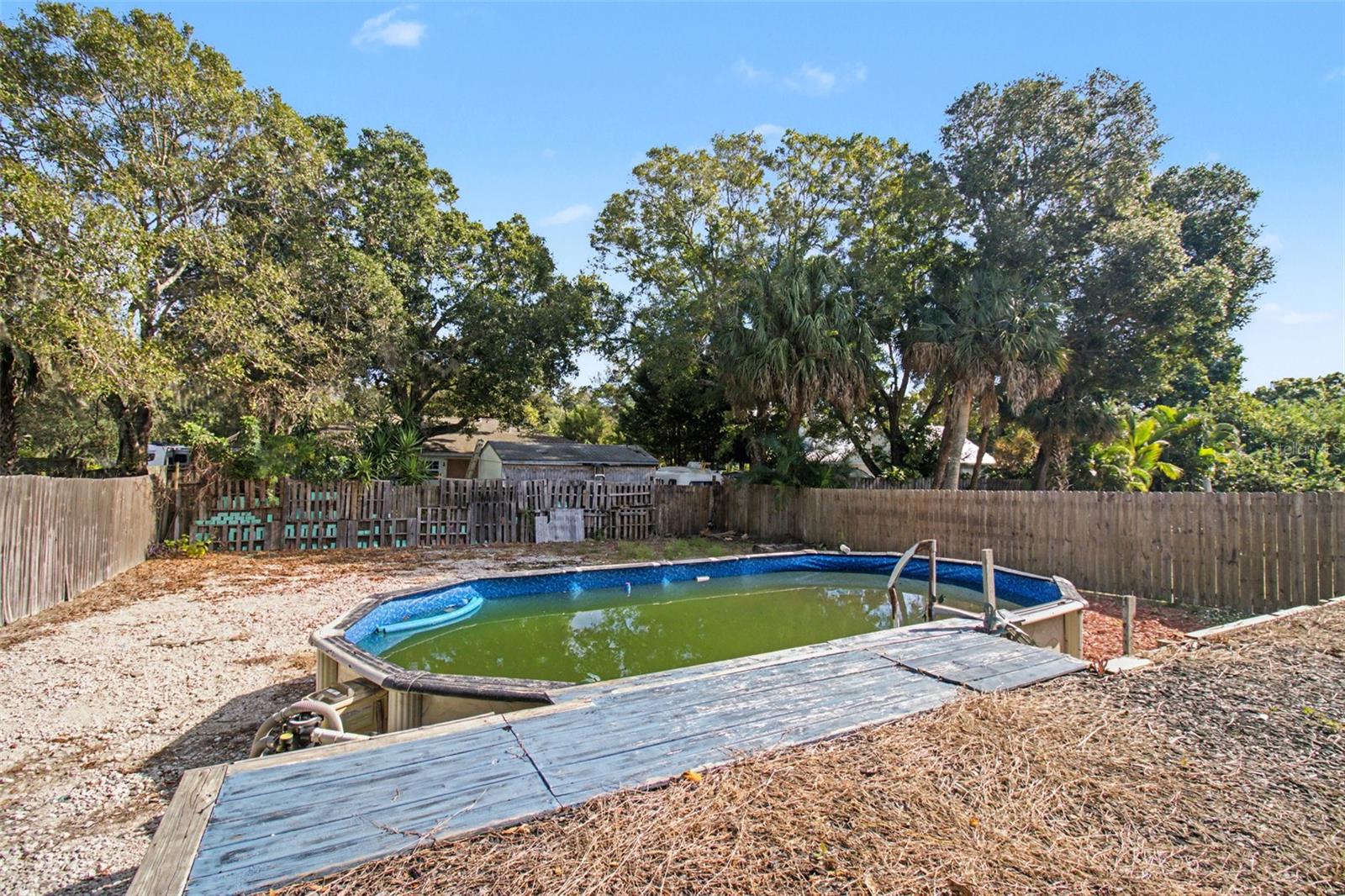 Image 27 of 33 For 2203 Bignonia Street