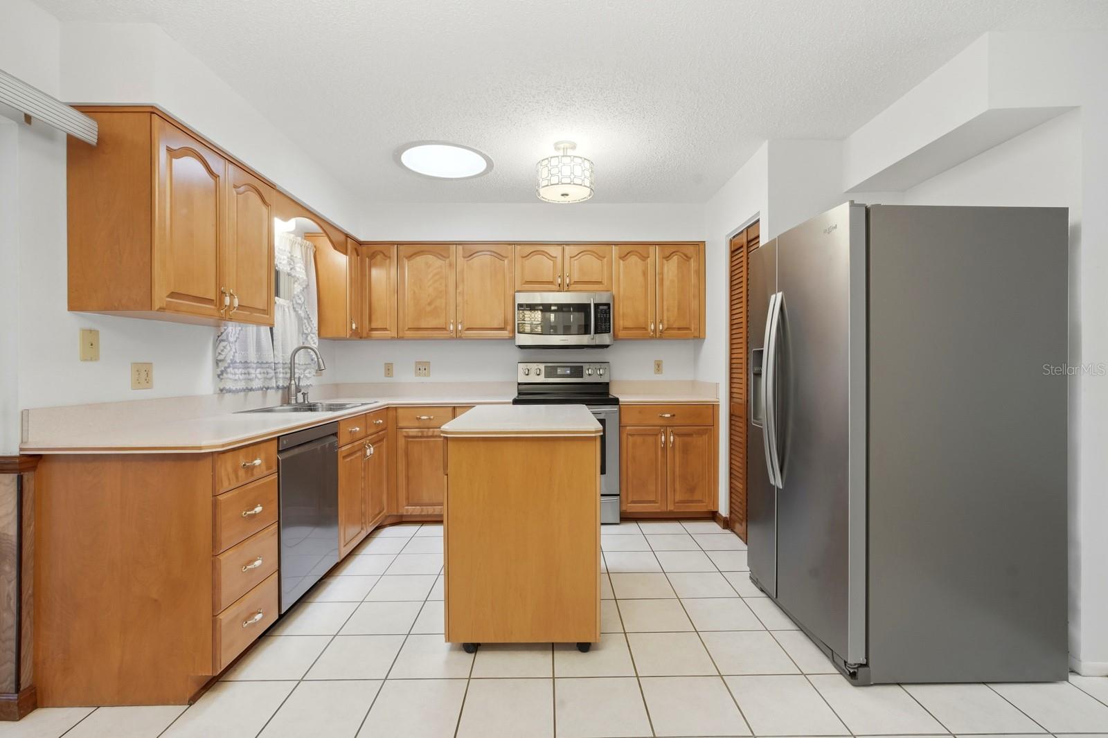 Image 11 of 38 For 11 Wildwood Drive