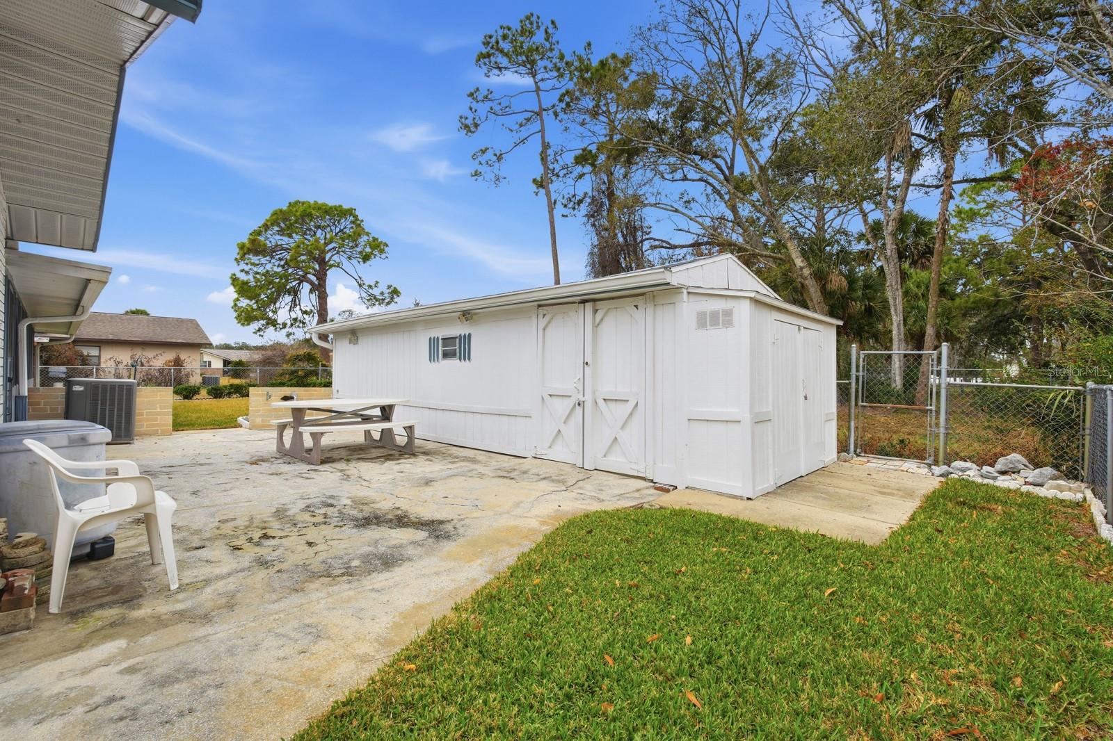 Image 23 of 38 For 11 Wildwood Drive