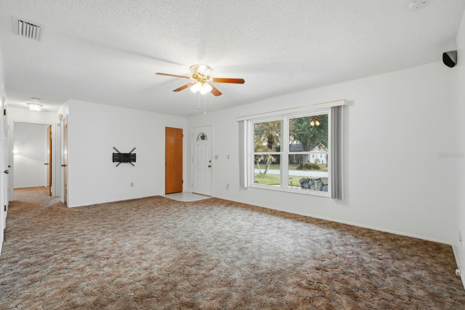 Image 6 of 38 For 11 Wildwood Drive