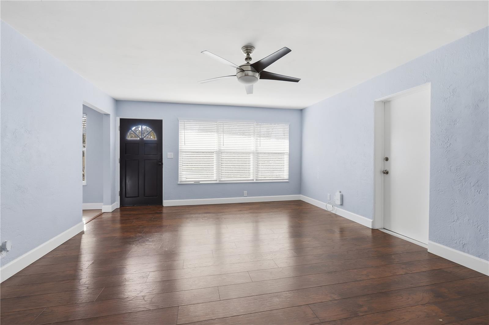 Image 4 of 15 For 2051 Green Street