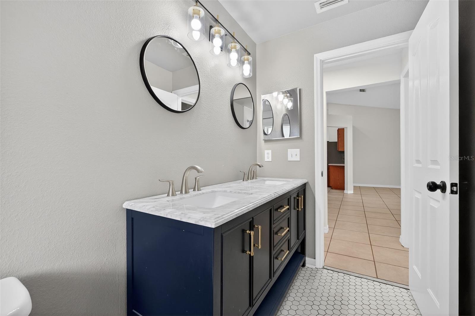 Image 17 of 55 For 2355 Weldon Court