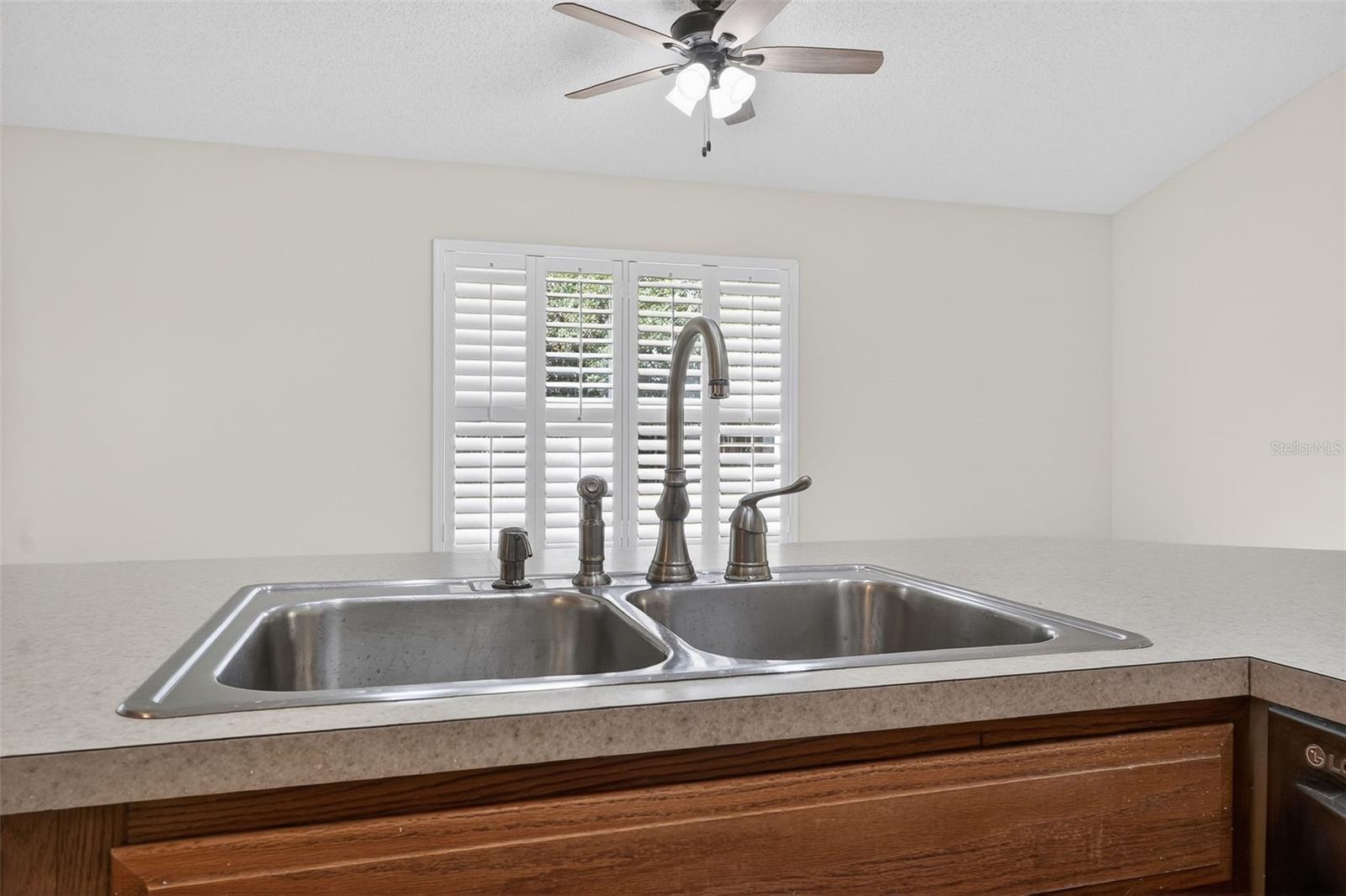 Image 27 of 55 For 2355 Weldon Court