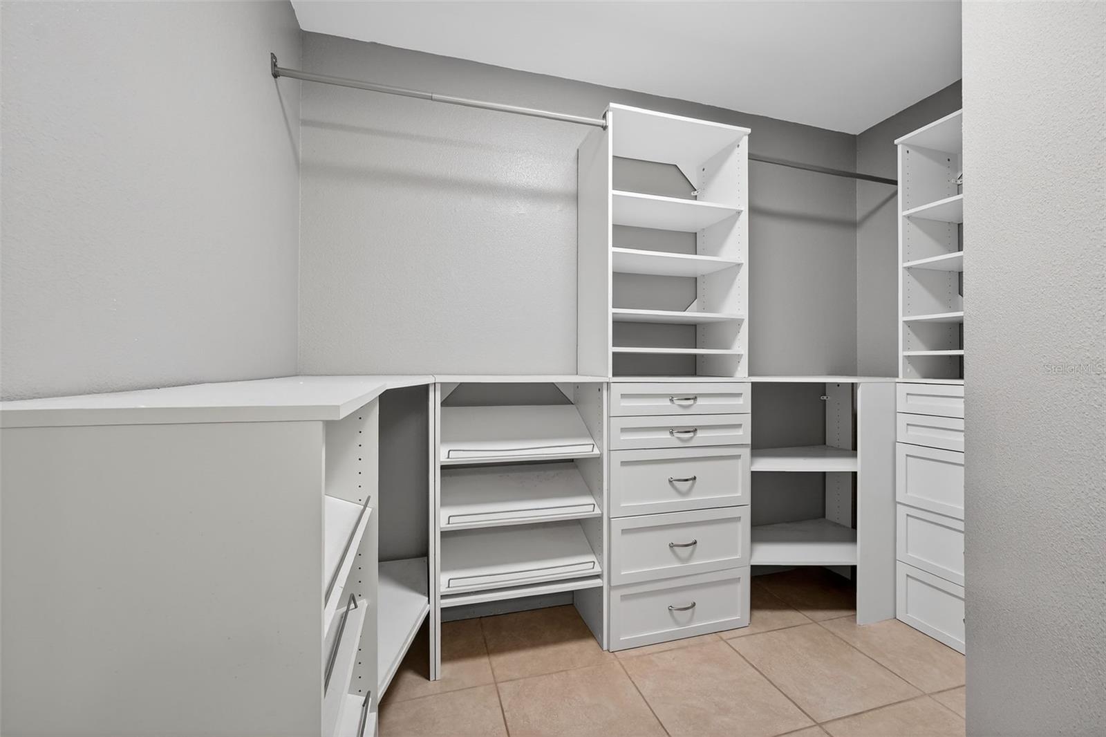 Image 35 of 55 For 2355 Weldon Court