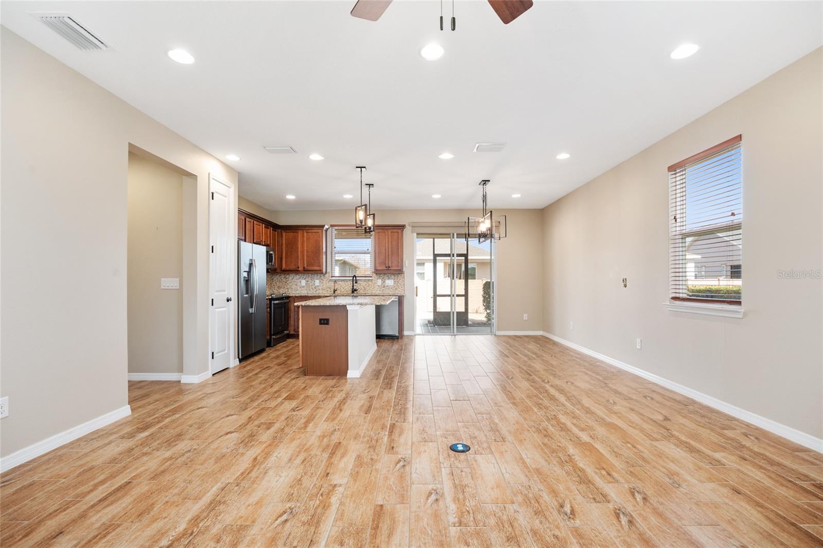 Image 12 of 69 For 5579 40th Place