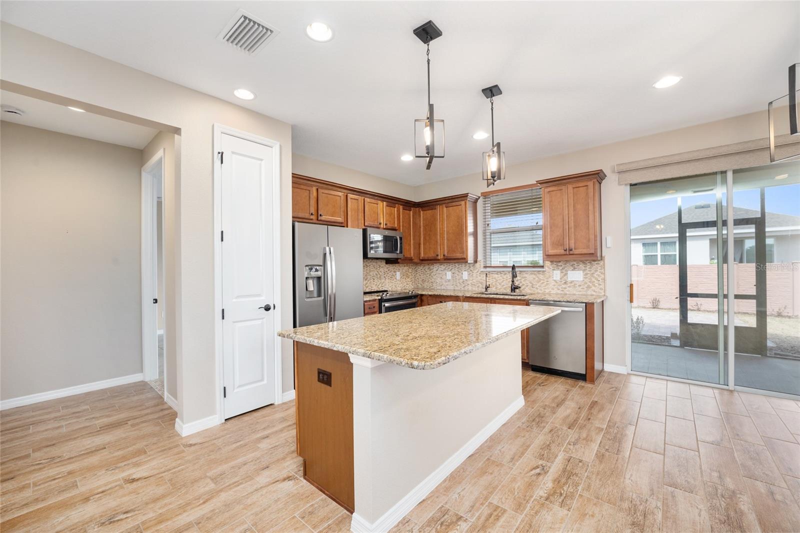 Image 17 of 69 For 5579 40th Place