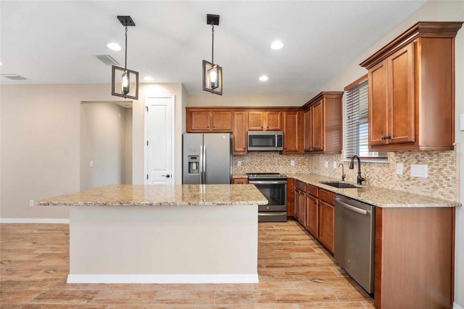 Image 18 of 69 For 5579 40th Place