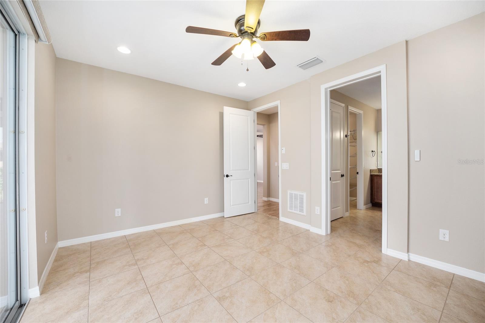 Image 39 of 69 For 5579 40th Place