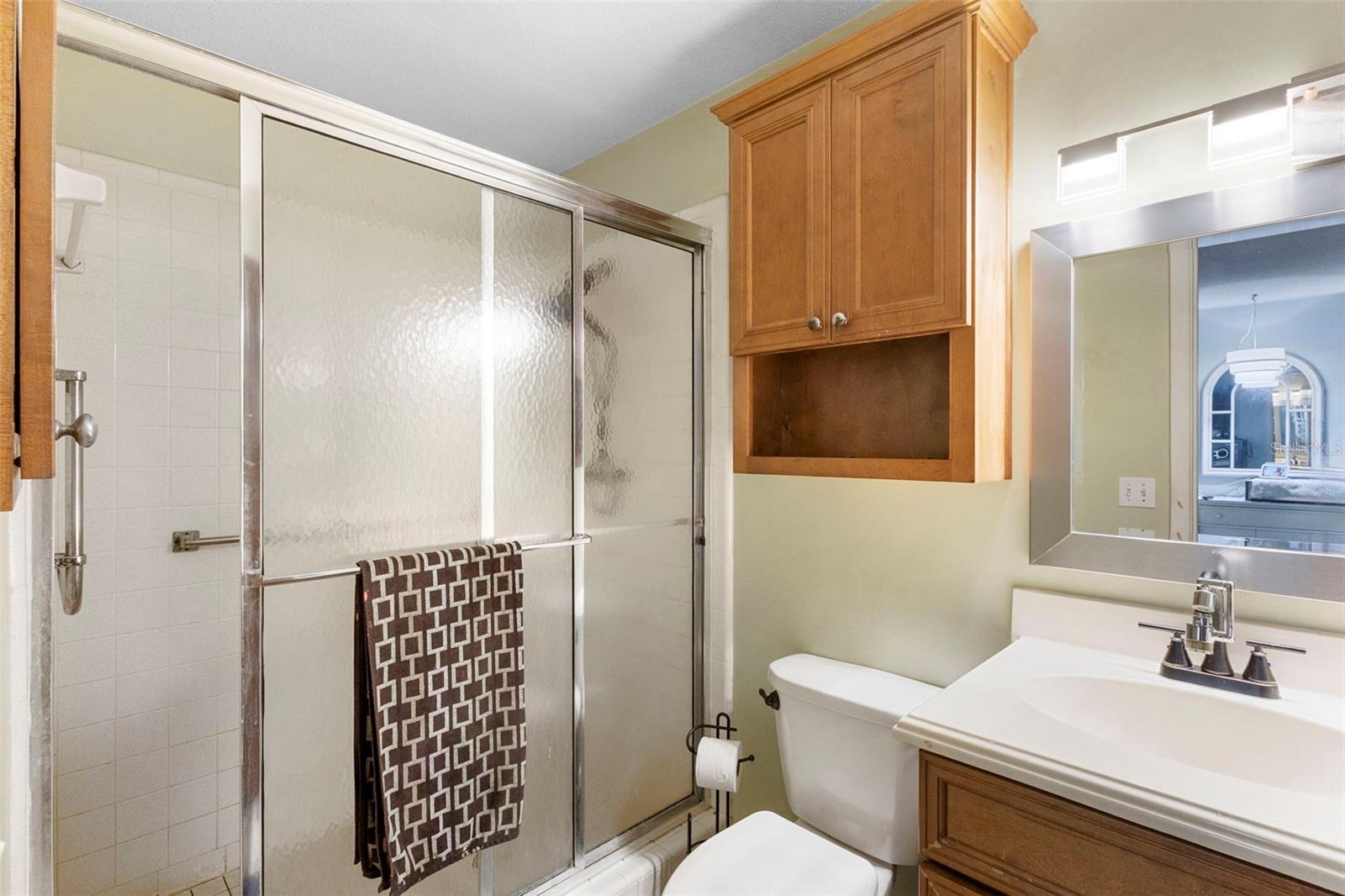 Image 12 of 30 For 2239 Holly Lane