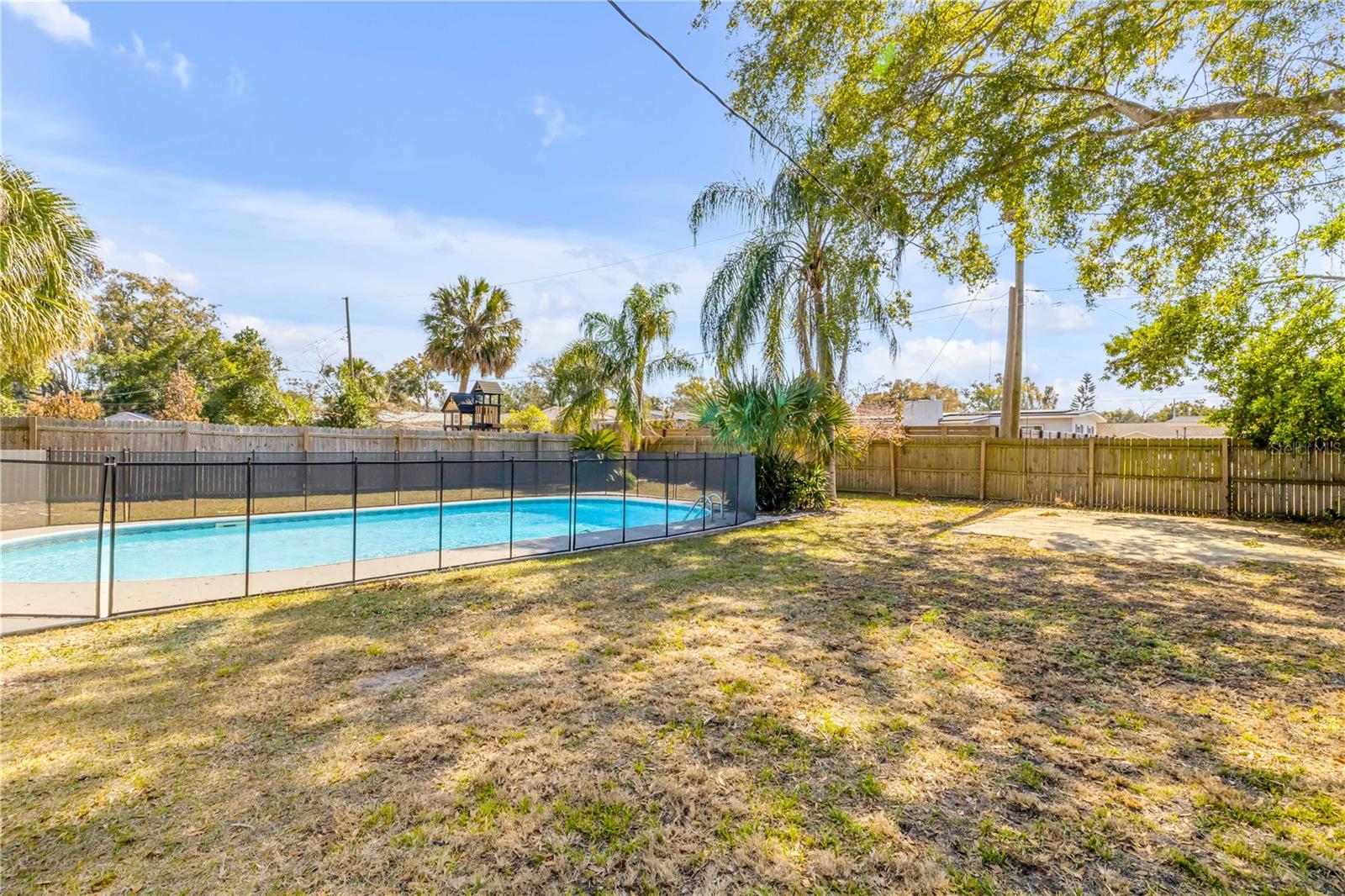 Image 37 of 39 For 758 Canovia Avenue