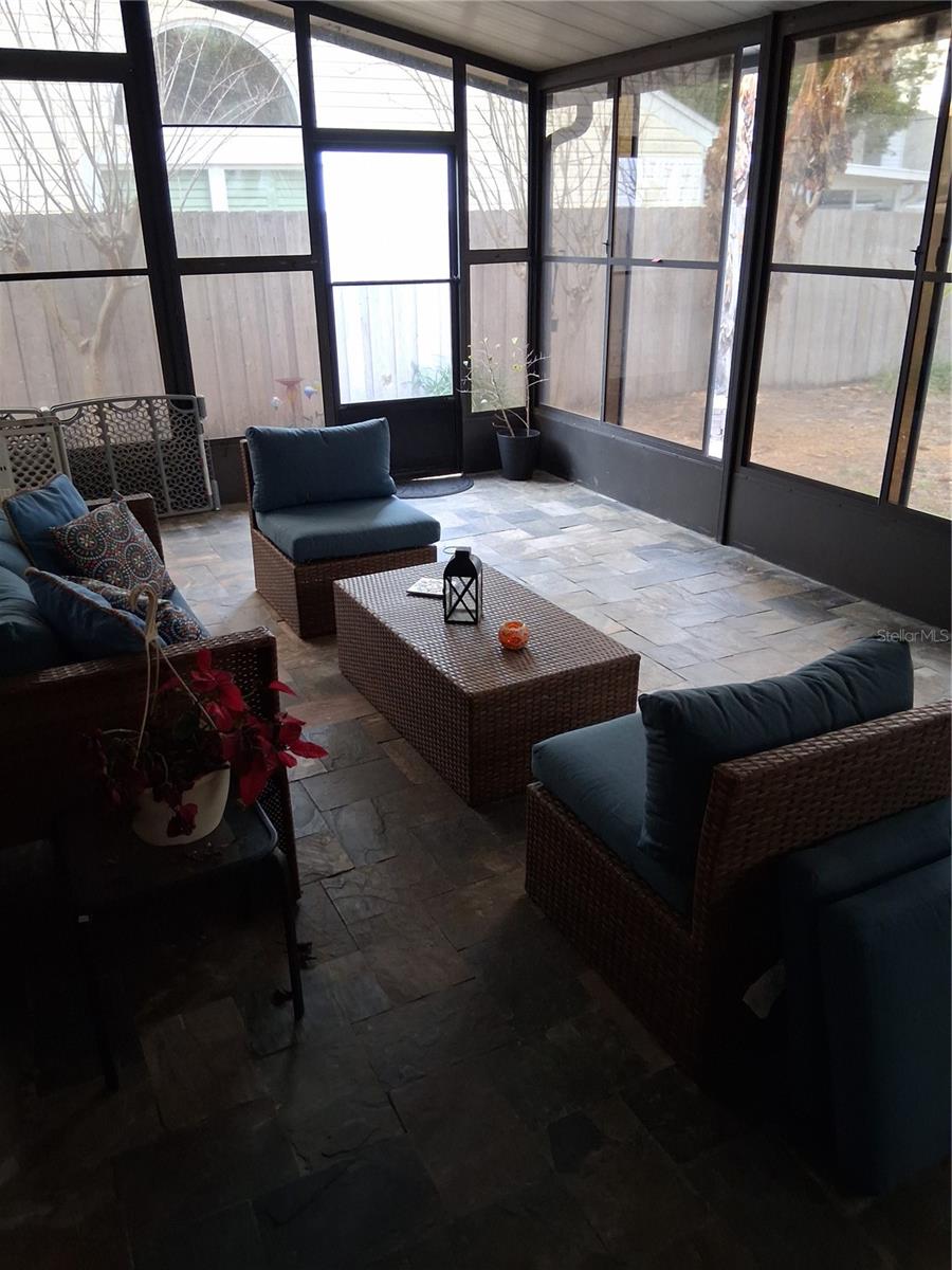 Image 9 of 10 For 5437 Wincrest Court