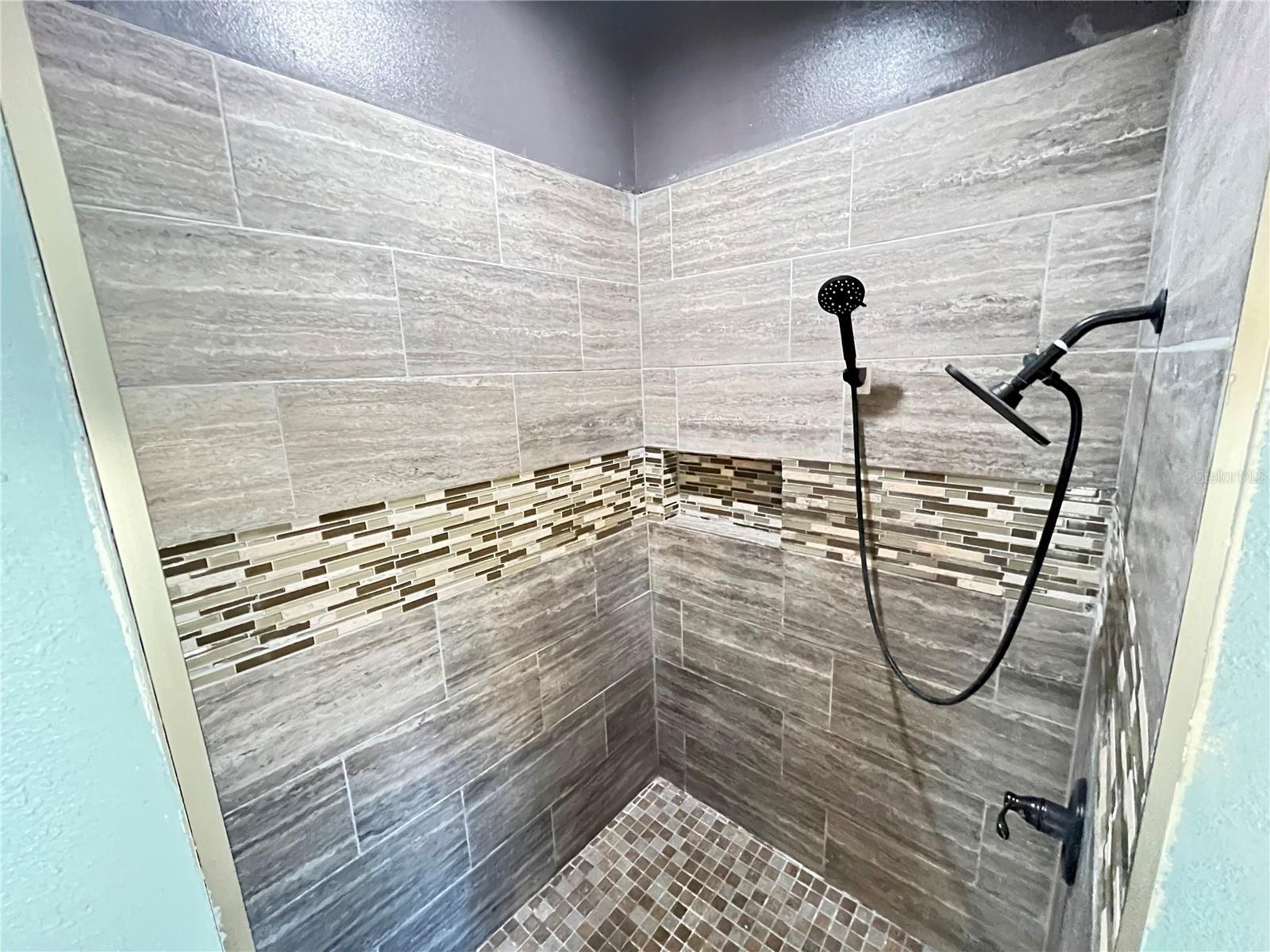 Image 16 of 43 For 1609 Dublin Road