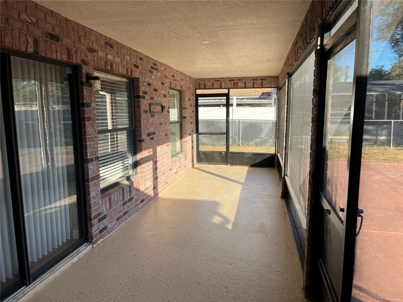 Image 33 of 43 For 1609 Dublin Road