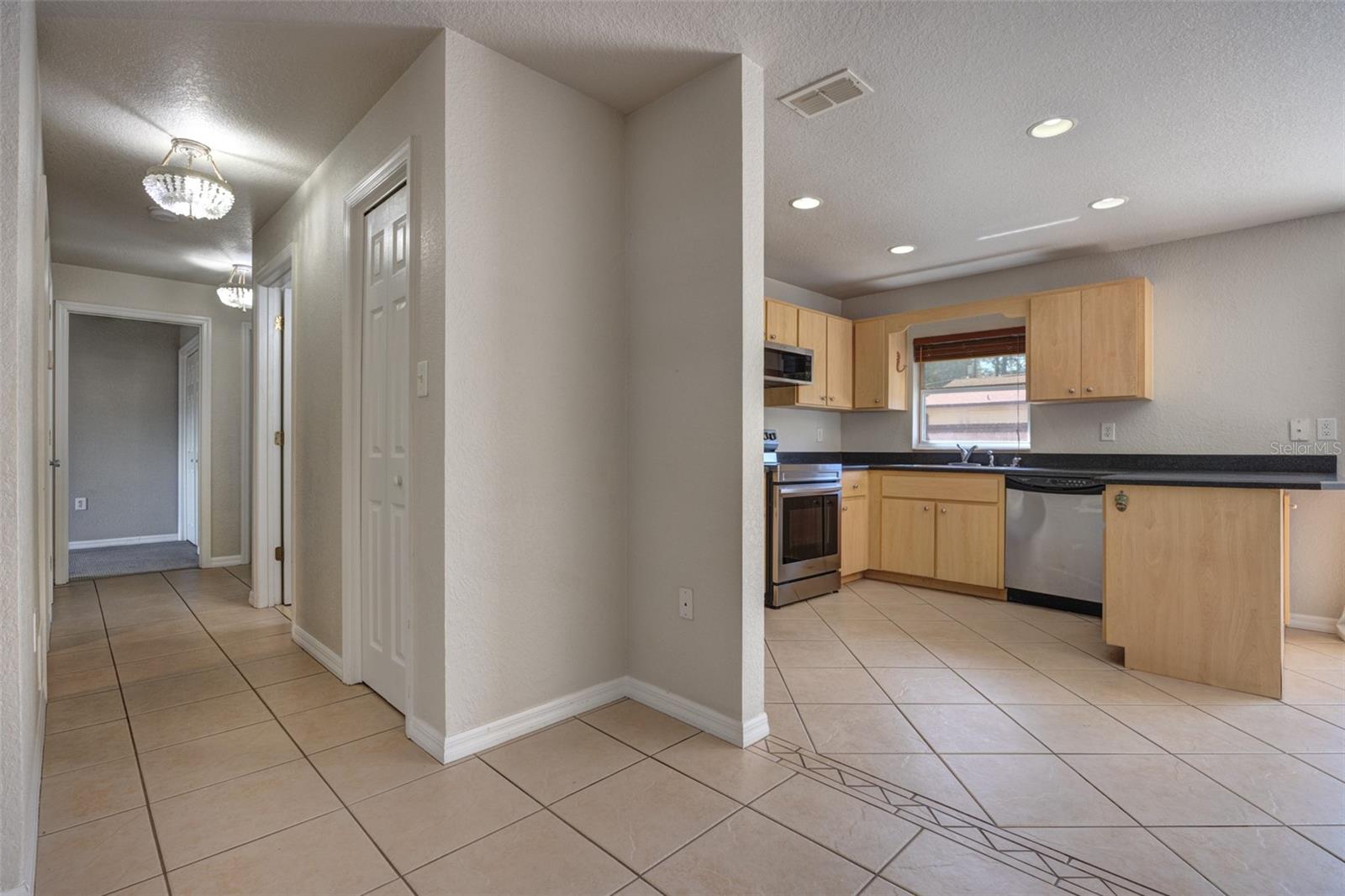 Image 15 of 37 For 569 Sidney Drive