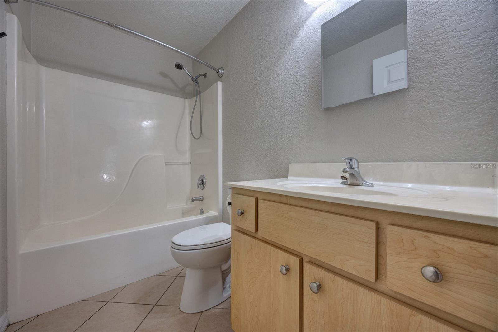 Image 17 of 37 For 569 Sidney Drive