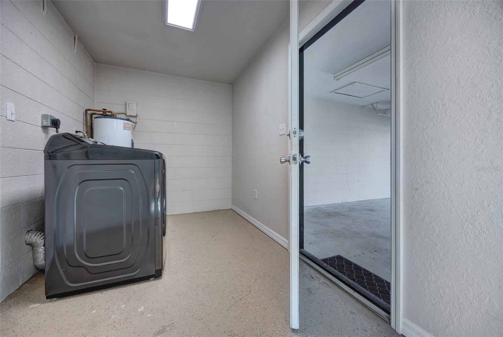 Image 30 of 37 For 569 Sidney Drive