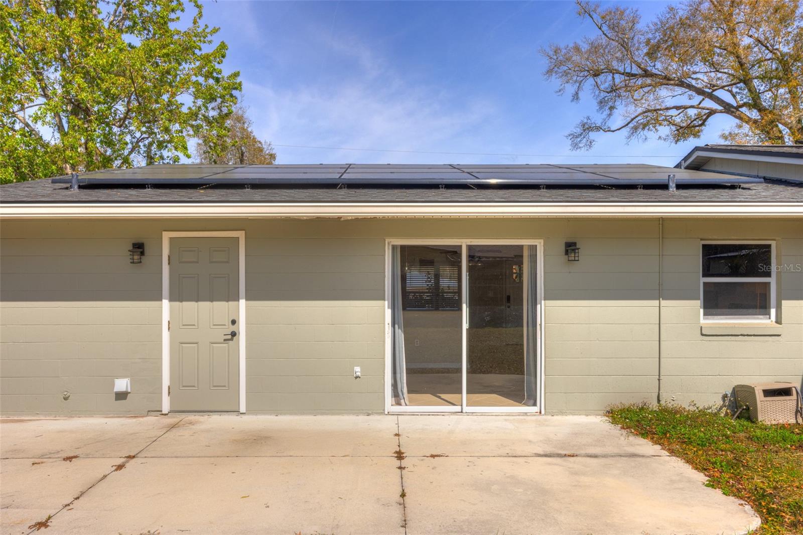 Image 33 of 37 For 569 Sidney Drive