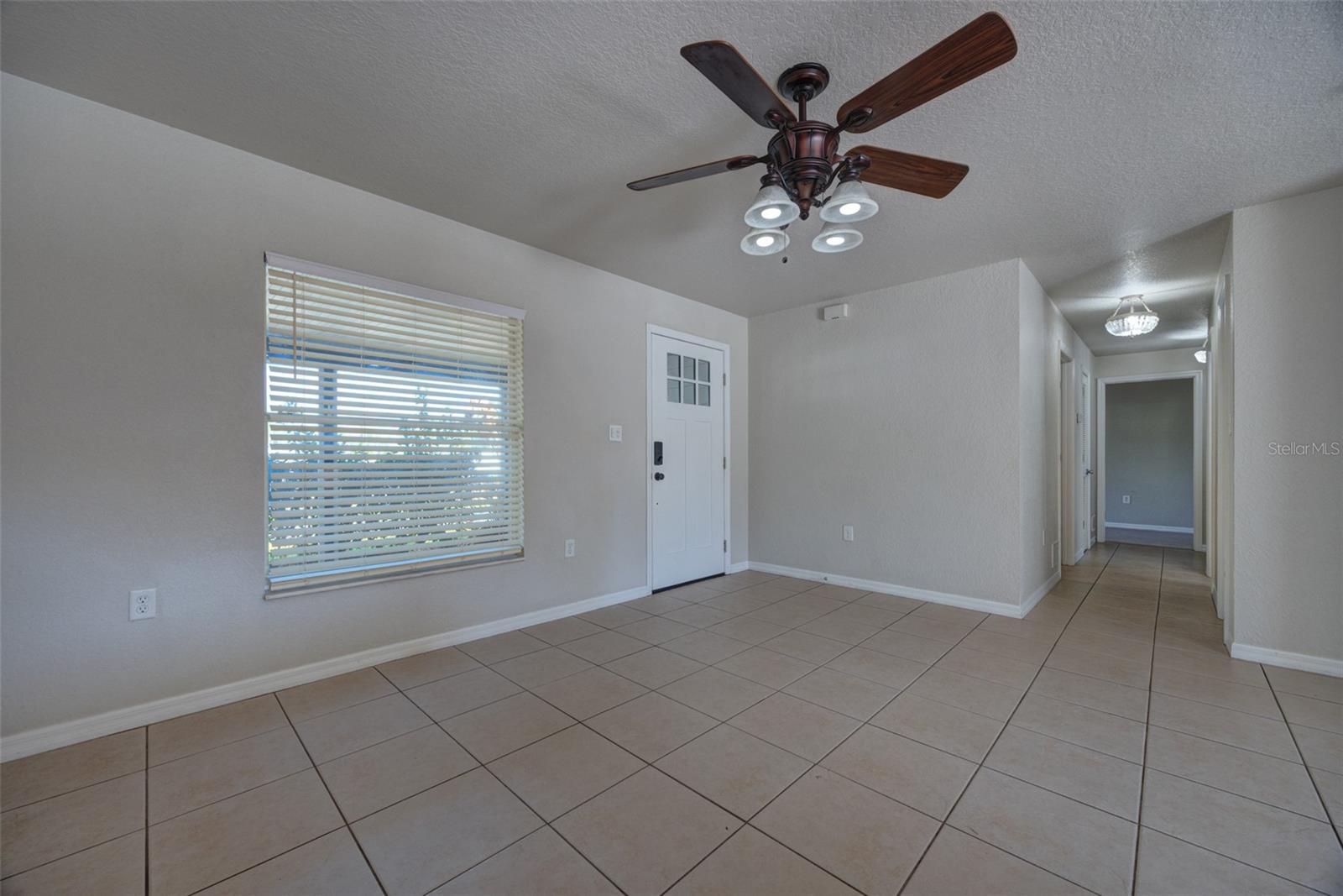 Image 7 of 37 For 569 Sidney Drive