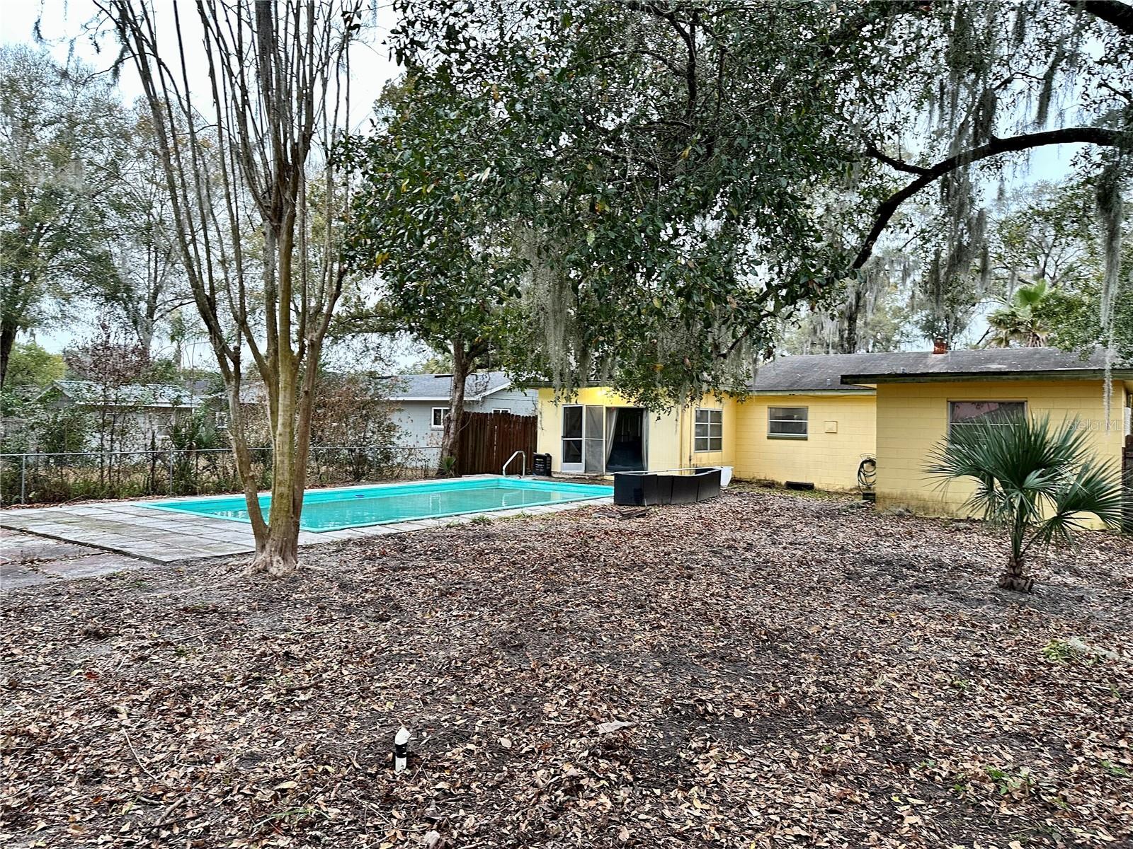 Image 13 of 27 For 424 Hogle Avenue