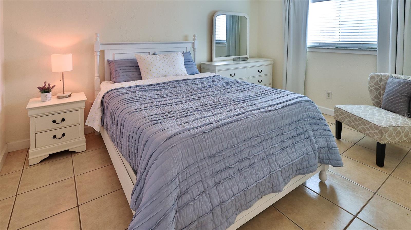 Image 12 of 30 For 411 Halifax Avenue 300