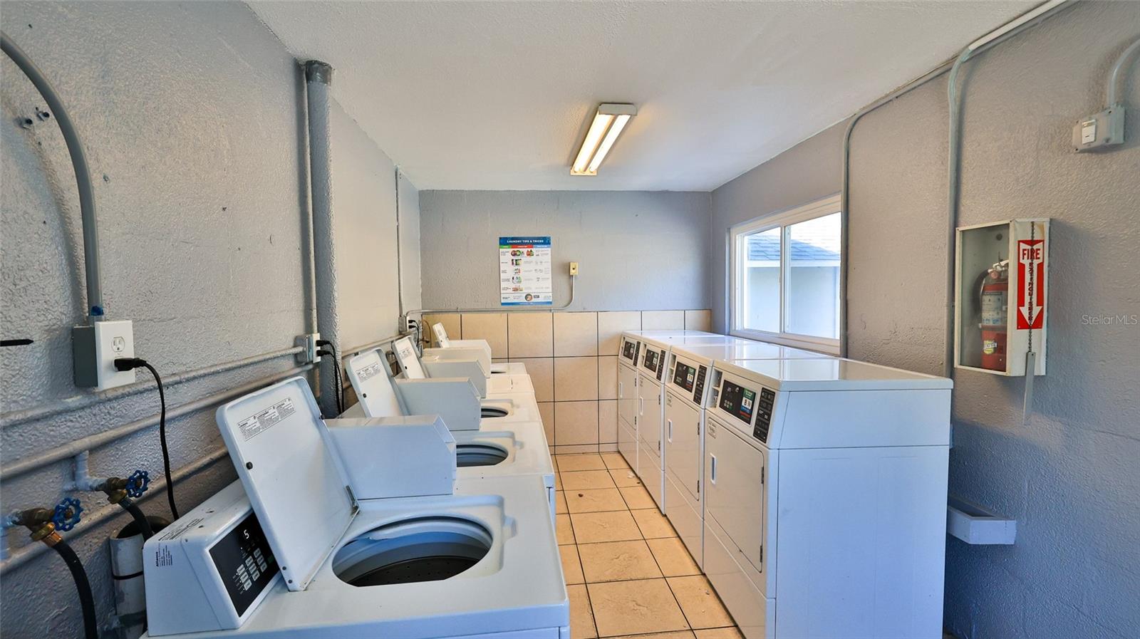 Image 25 of 30 For 411 Halifax Avenue 300