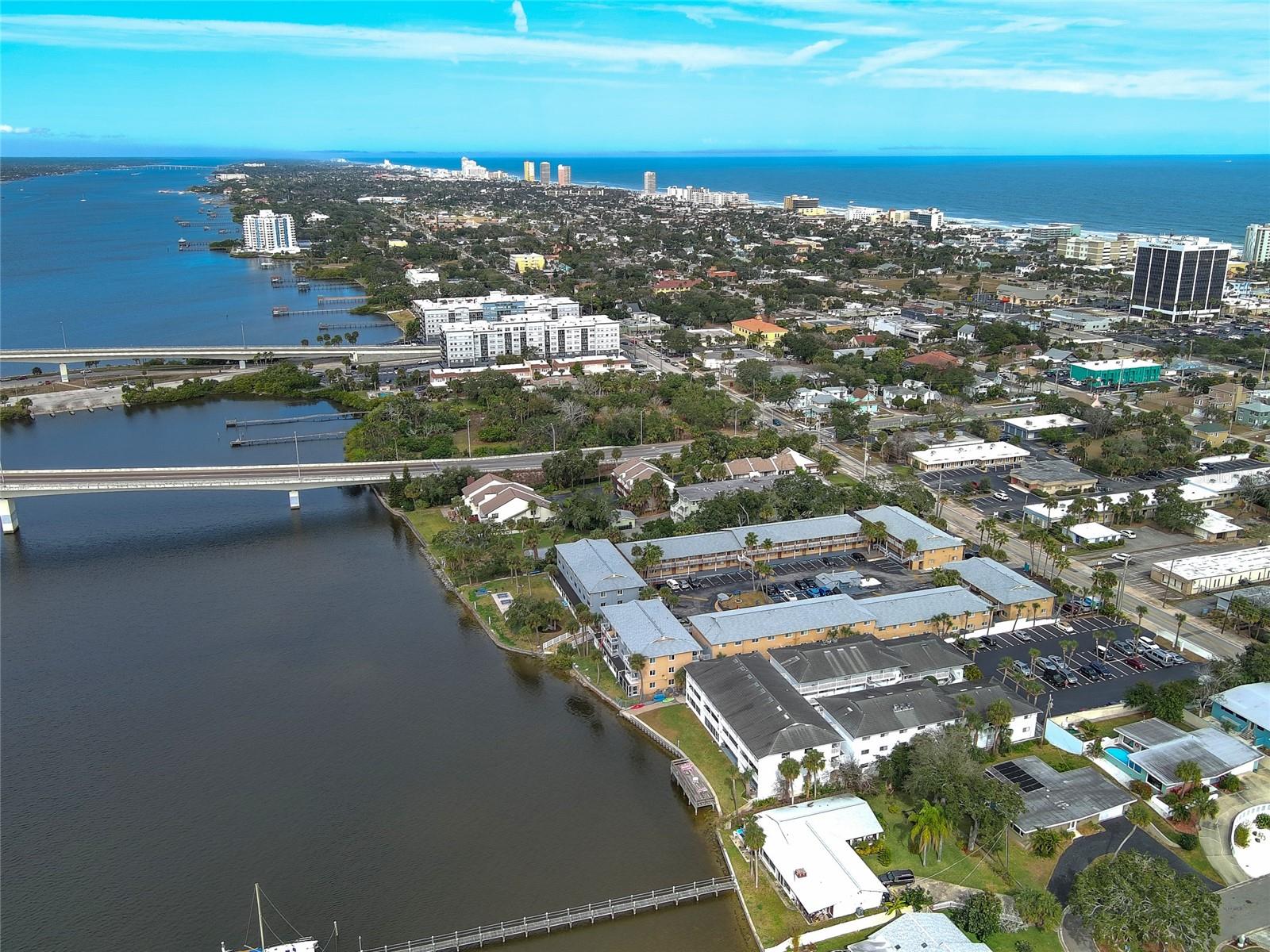 Image 26 of 30 For 411 Halifax Avenue 300