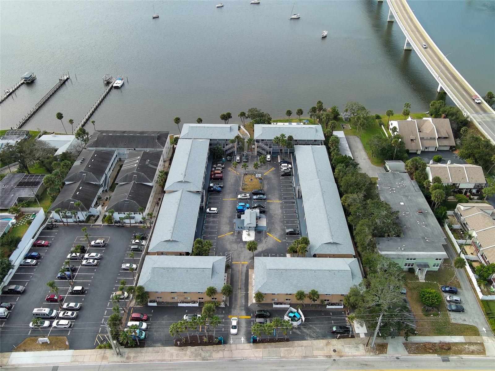 Image 28 of 30 For 411 Halifax Avenue 300