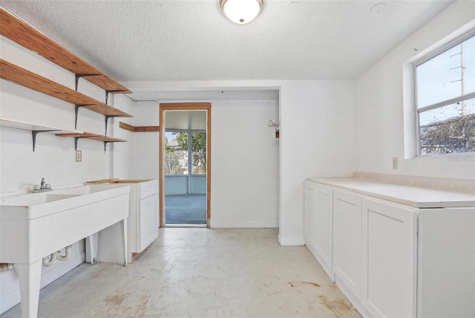 Image 12 of 17 For 2349 Greenwood Street