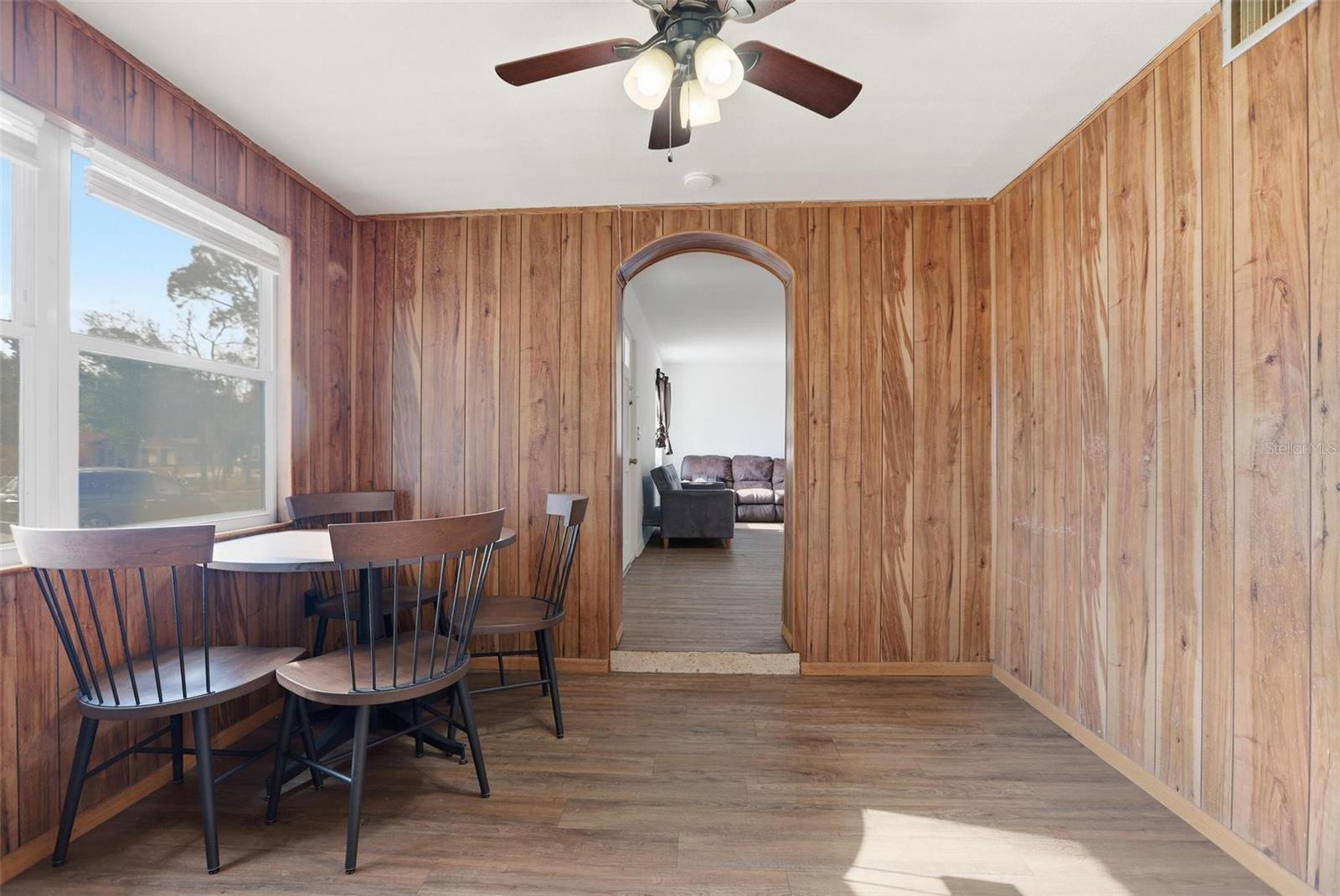 Image 4 of 17 For 2349 Greenwood Street