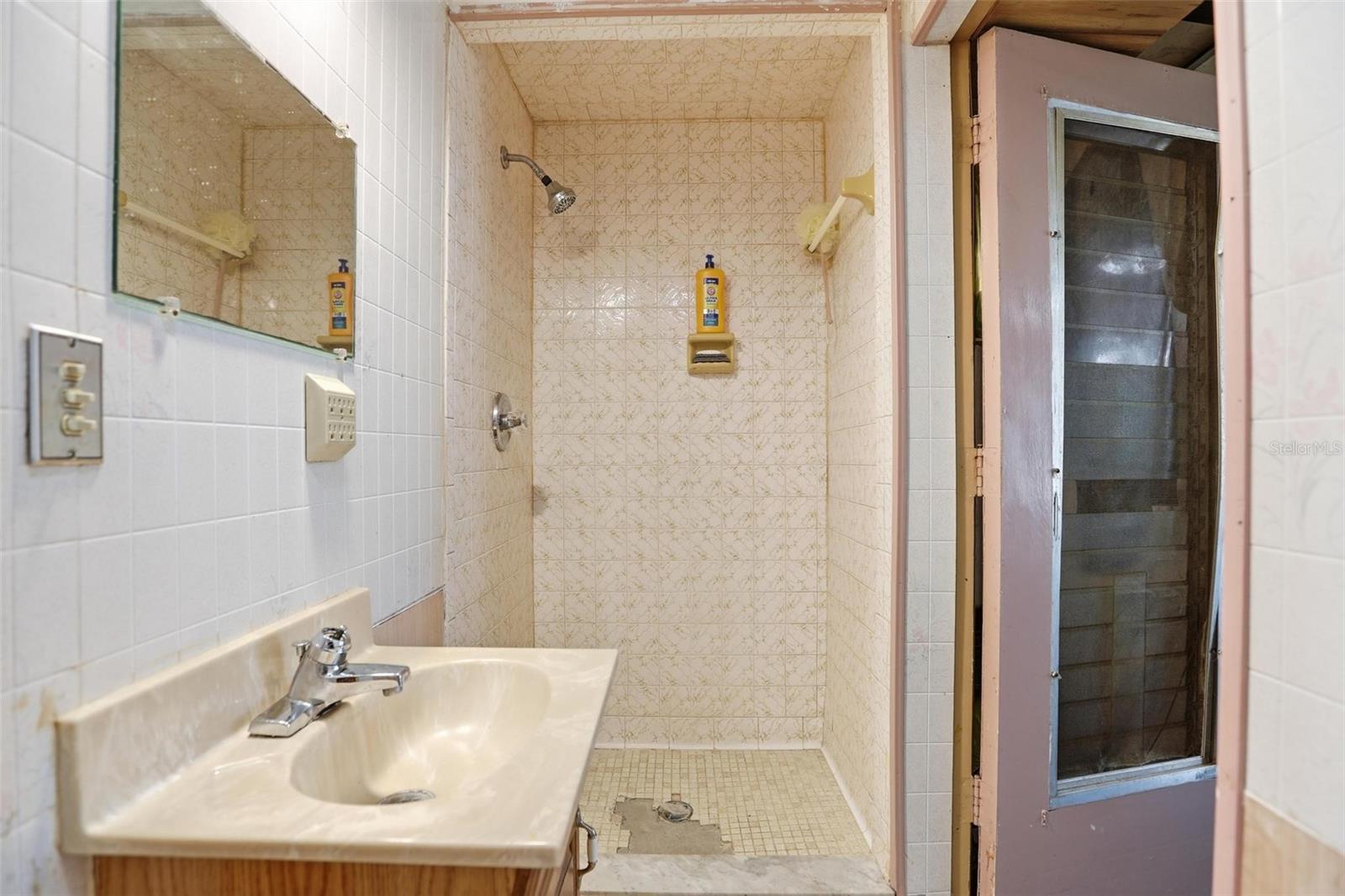 Image 5 of 17 For 2349 Greenwood Street