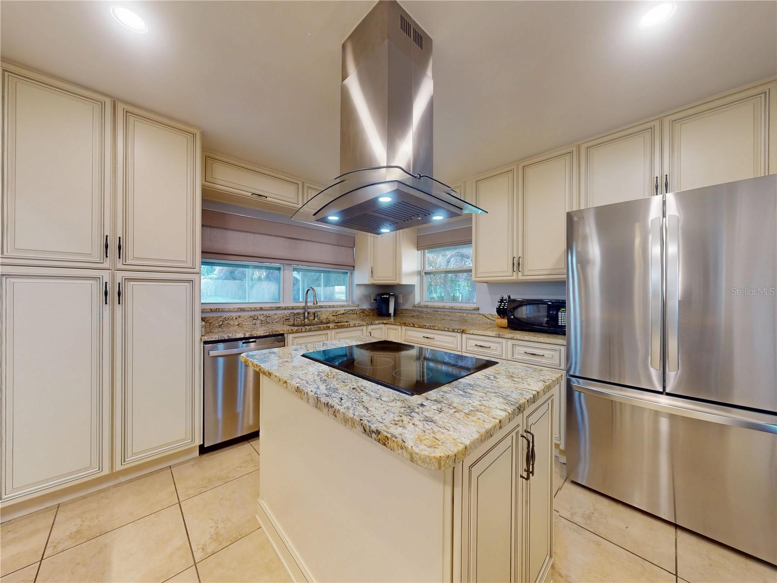 Image 2 of 49 For 303 Hermits Trail