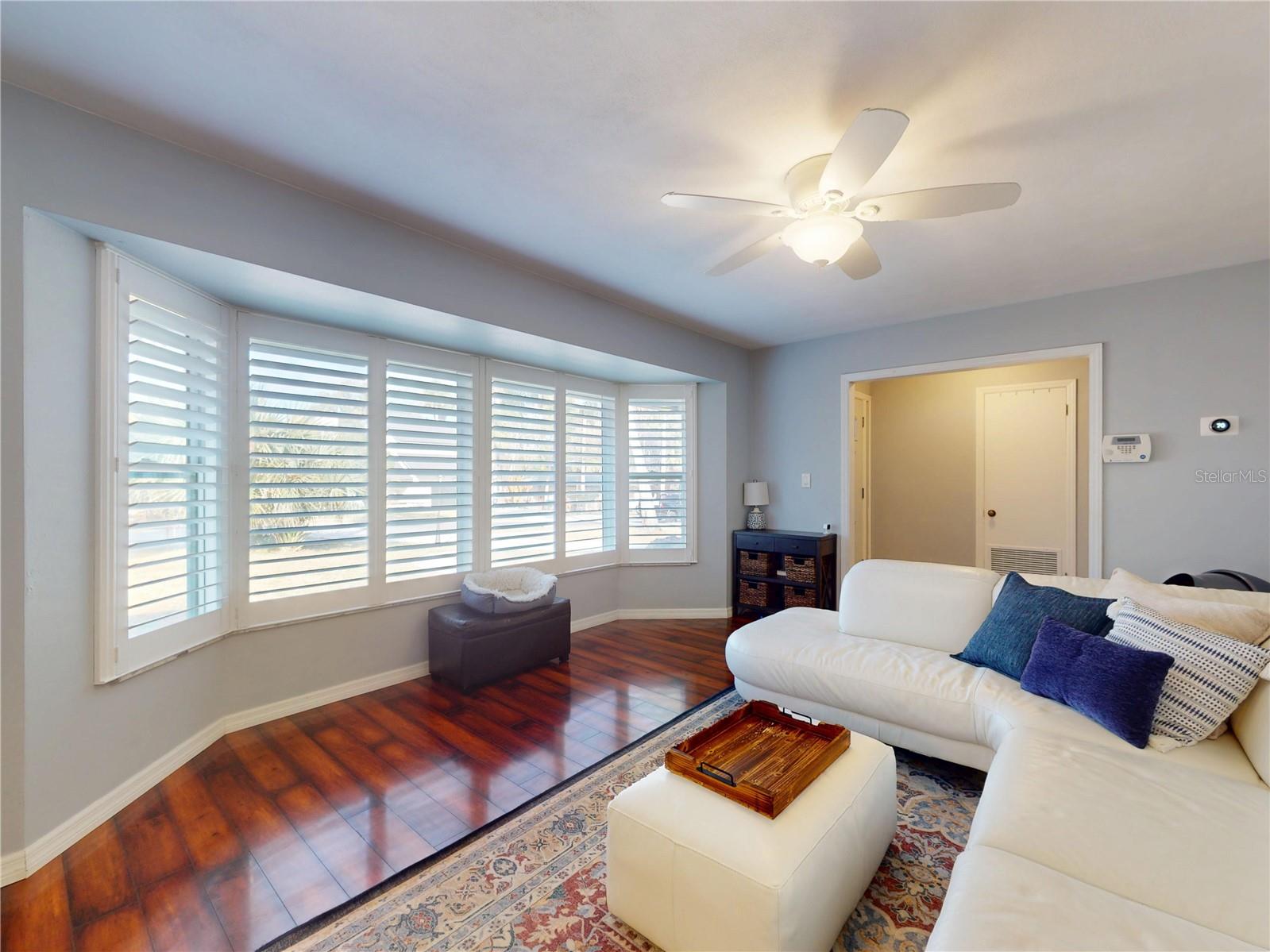 Image 28 of 49 For 303 Hermits Trail