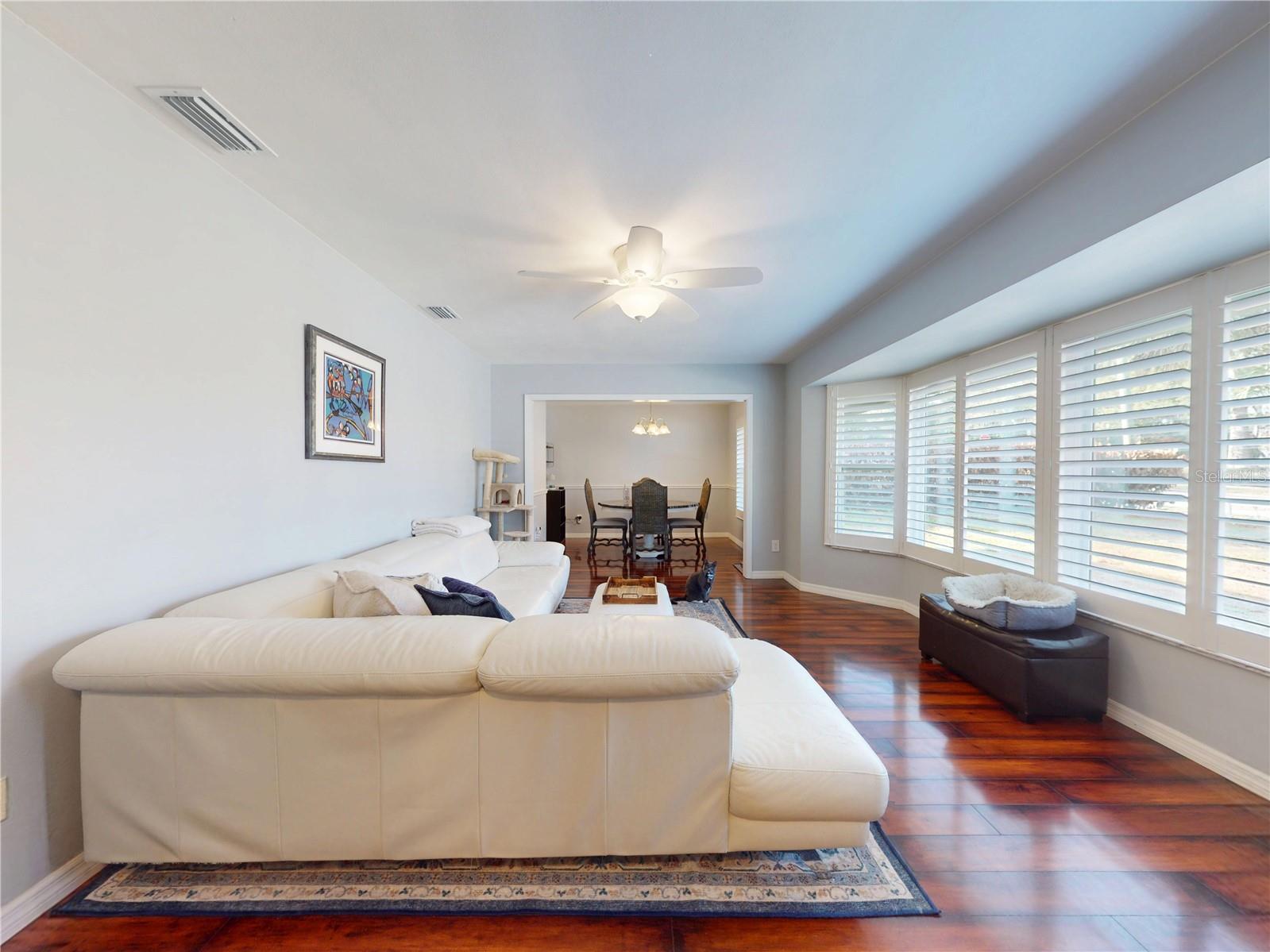 Image 30 of 49 For 303 Hermits Trail