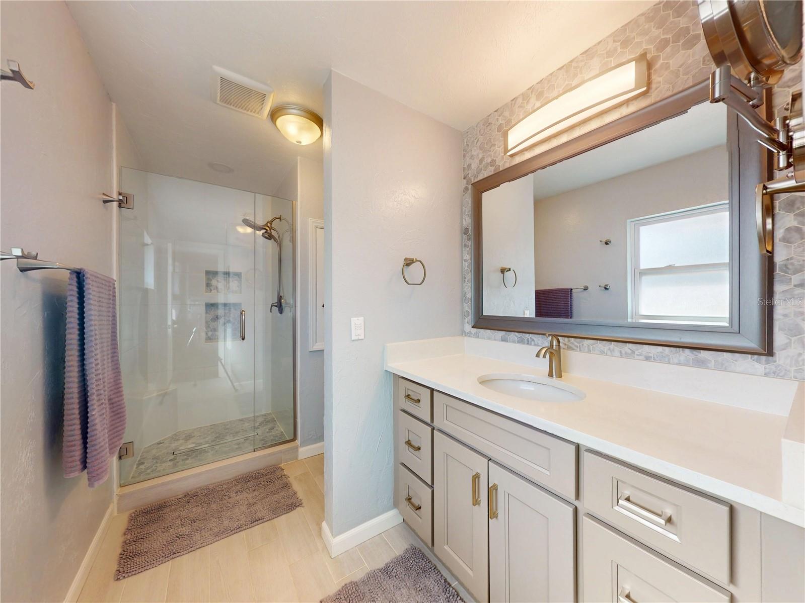 Image 5 of 49 For 303 Hermits Trail