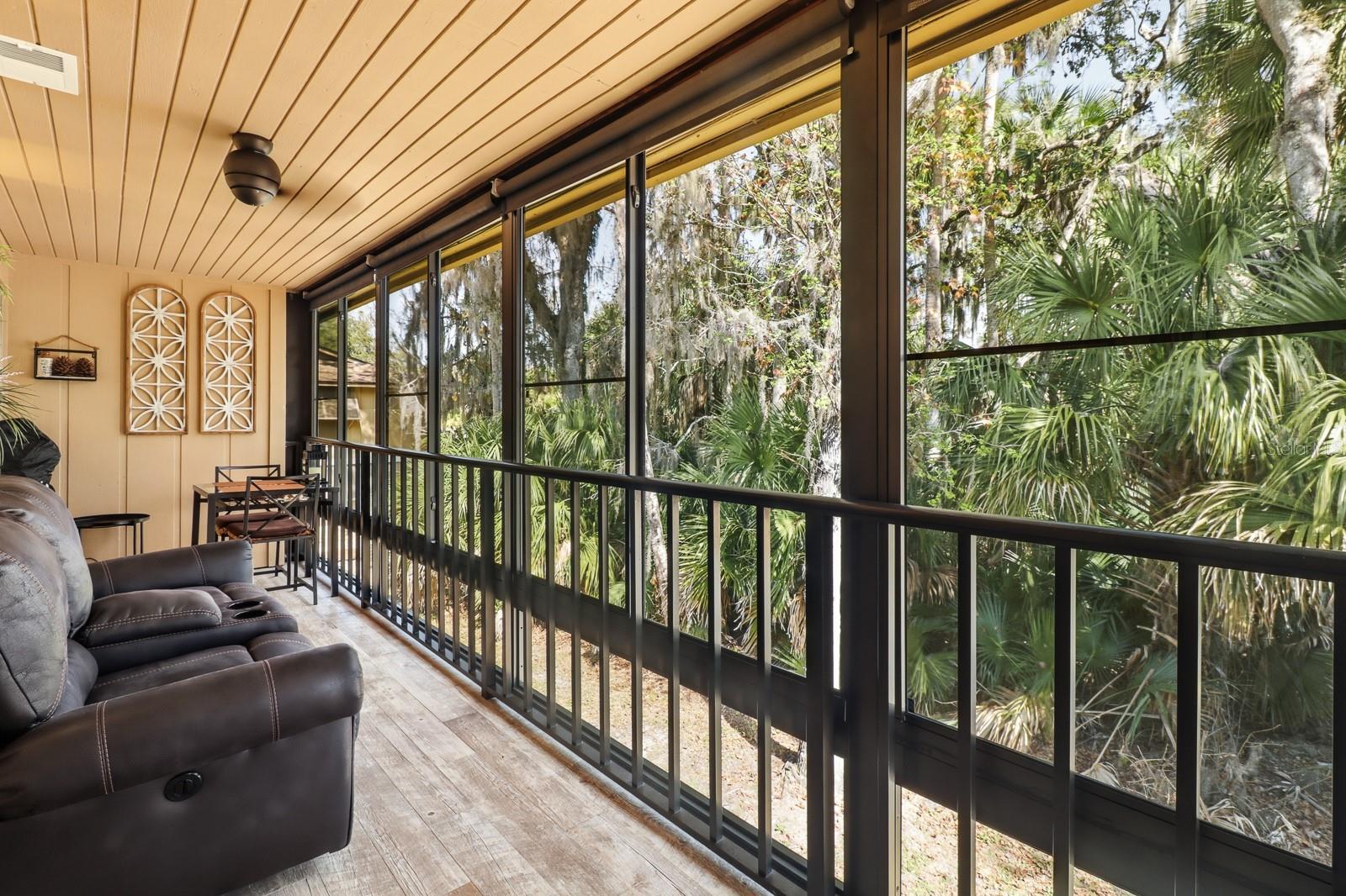 Image 14 of 31 For 120 Hibiscus Woods Court 3b