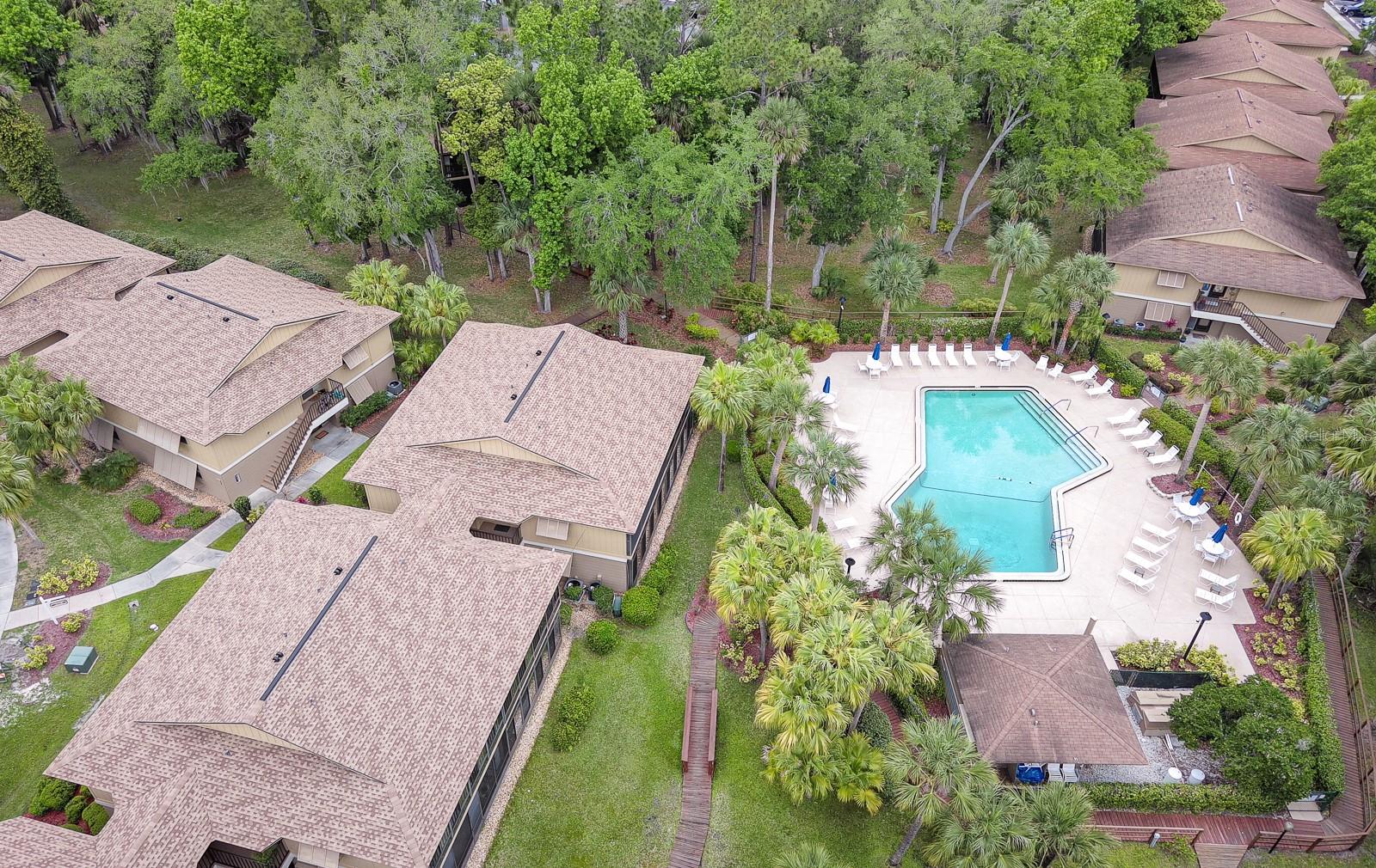 Image 25 of 31 For 120 Hibiscus Woods Court 3b