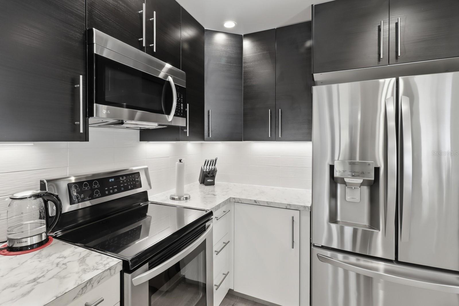 Image 5 of 31 For 120 Hibiscus Woods Court 3b