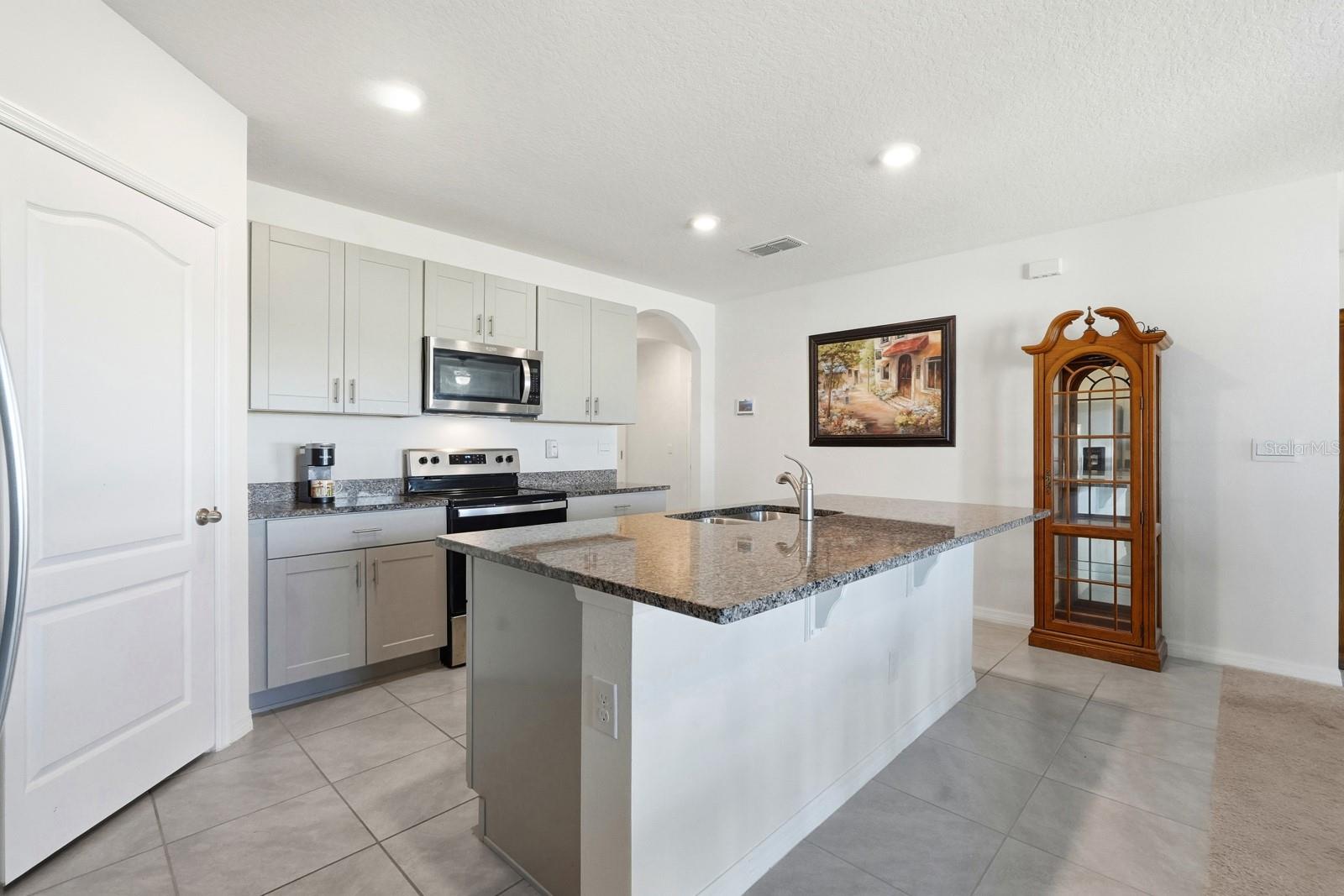 Image 14 of 54 For 2604 Fieldbrooke Way