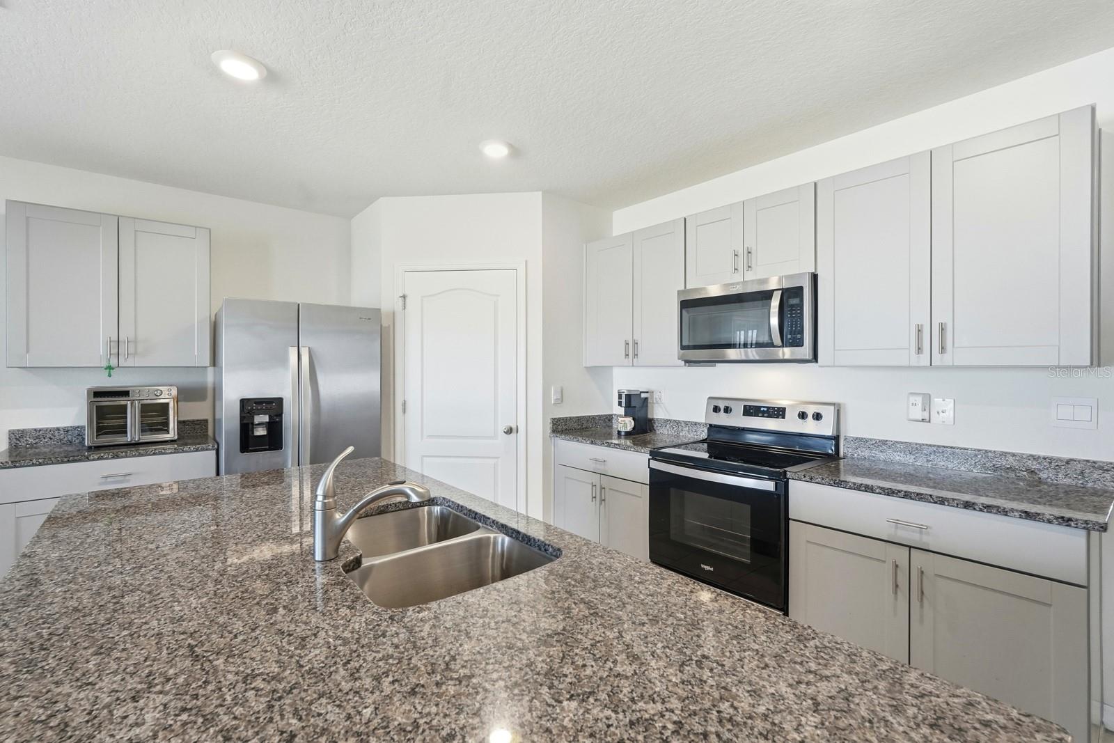 Image 15 of 54 For 2604 Fieldbrooke Way