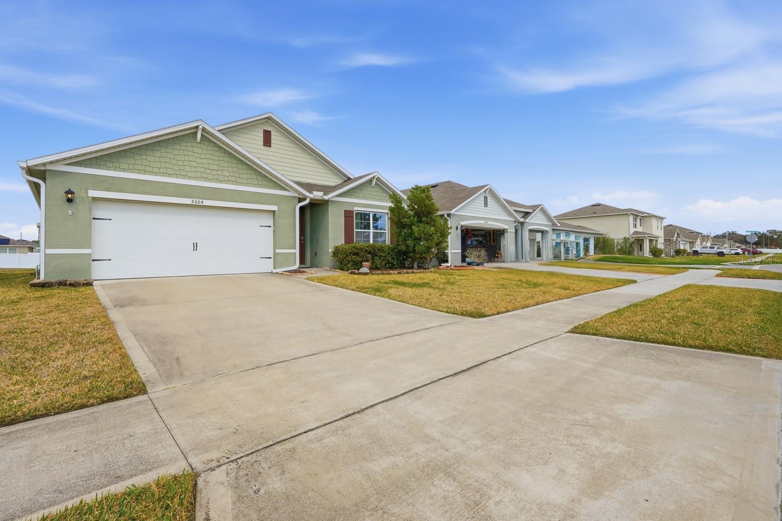 Image 39 of 54 For 2604 Fieldbrooke Way