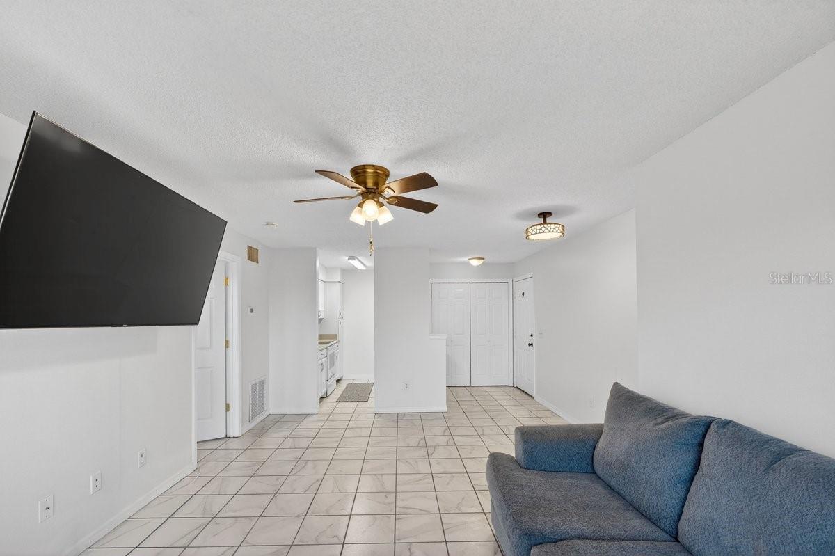 Image 13 of 70 For 1401 Palmetto Avenue 806