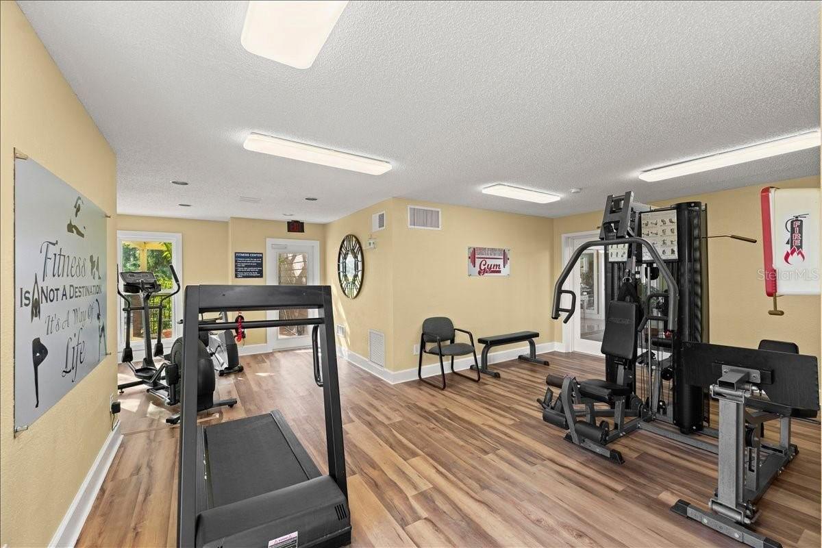 Image 39 of 70 For 1401 Palmetto Avenue 806